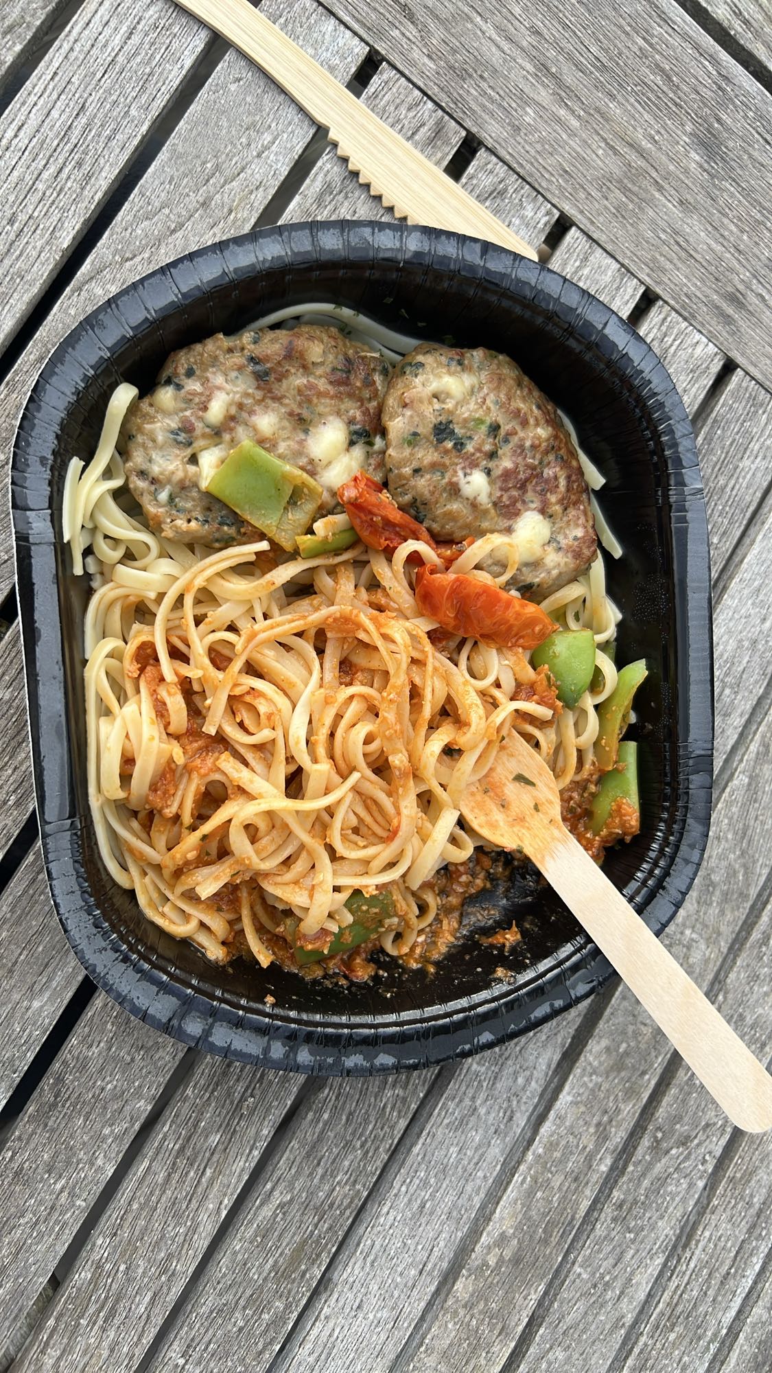 Pasta med biffbiffar