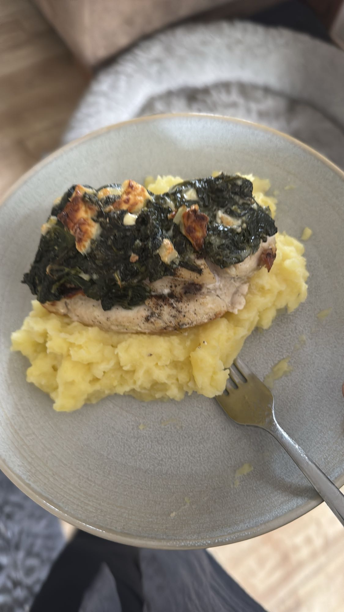 Hähnchen mit Spinat und Kartoffelpüree