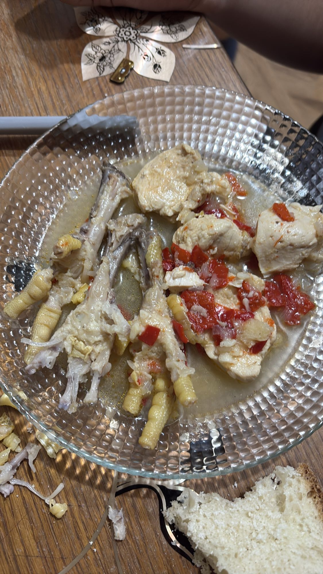 Pui cu ardei și pâine