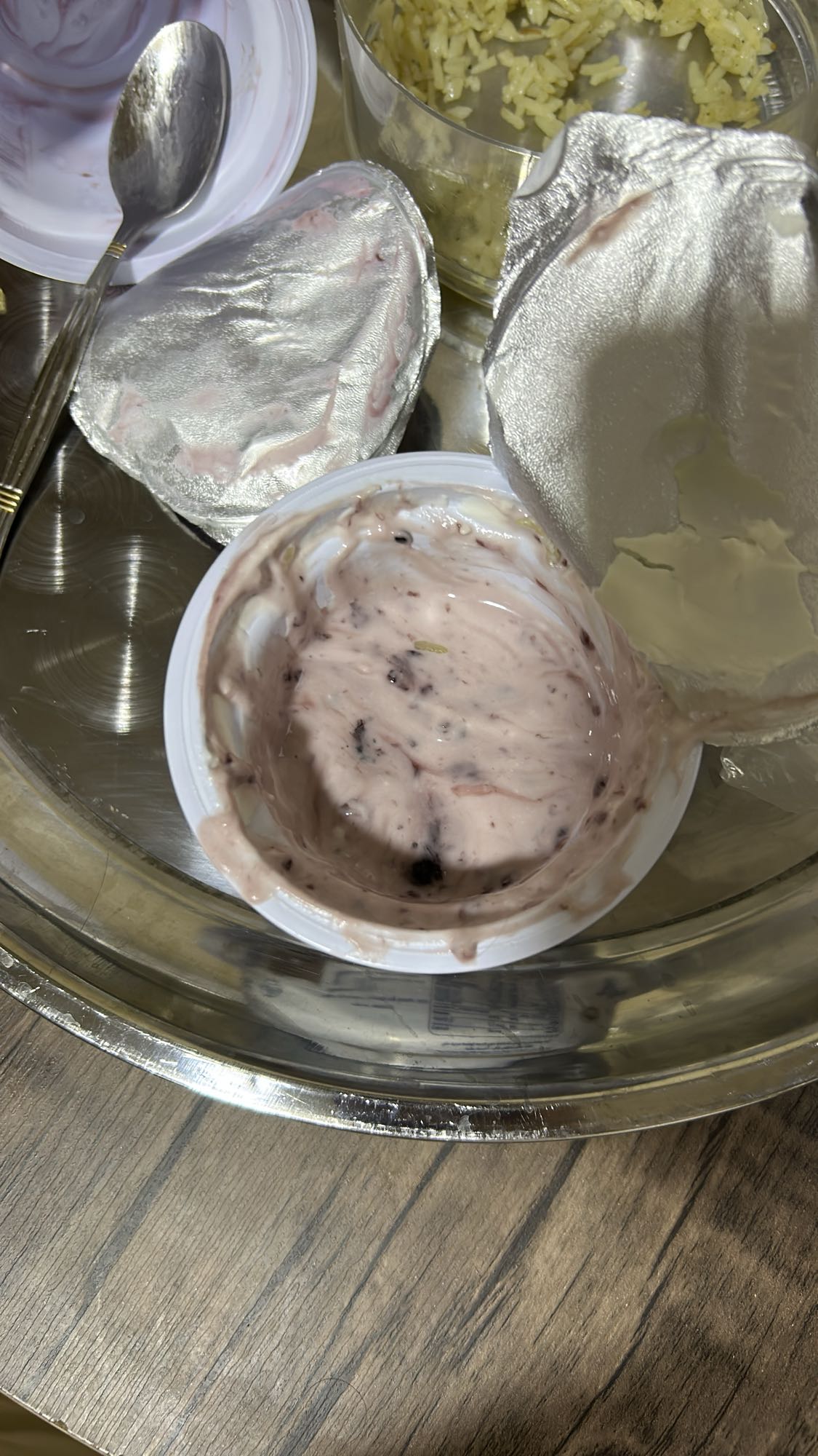 زبادي بالفواكه