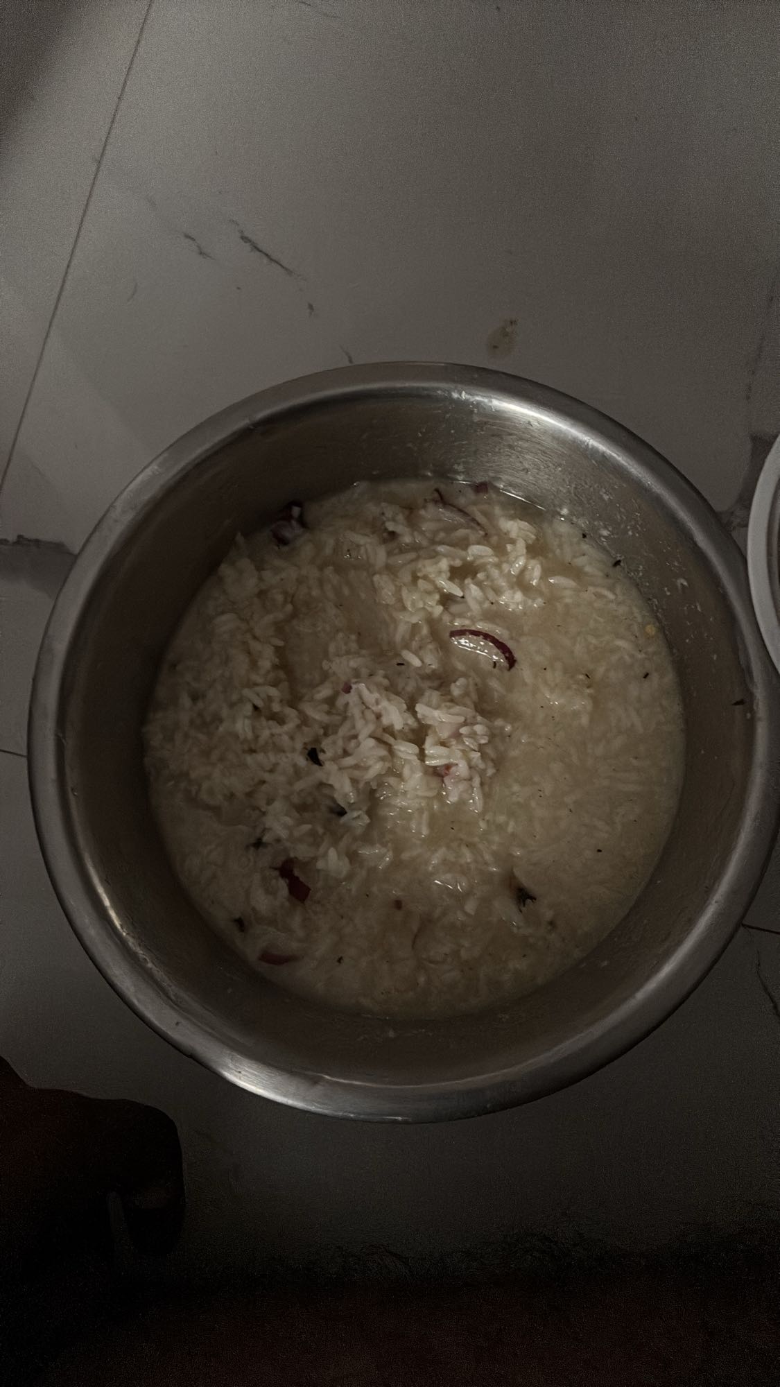 Rice porridge with onion