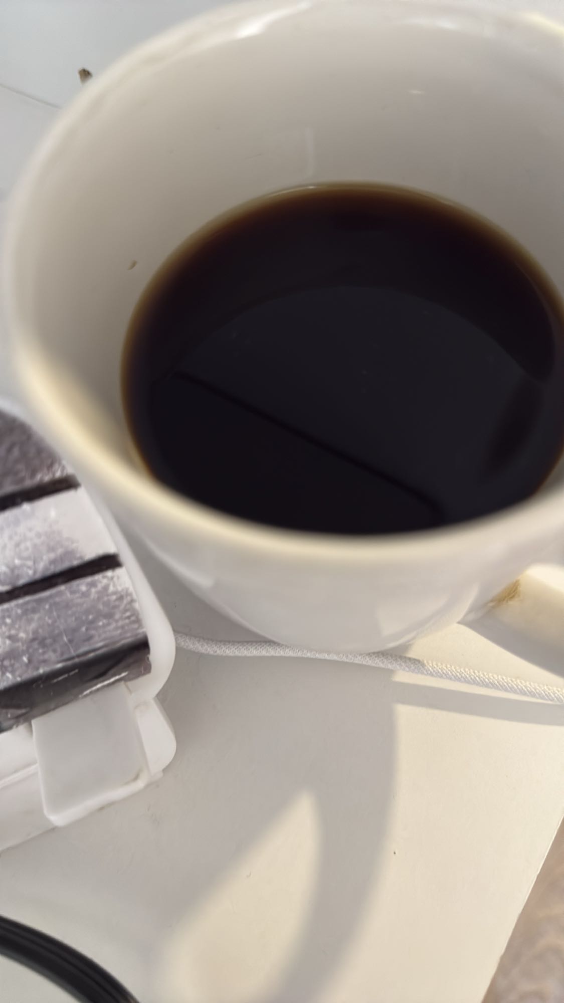 café negro y chocolate