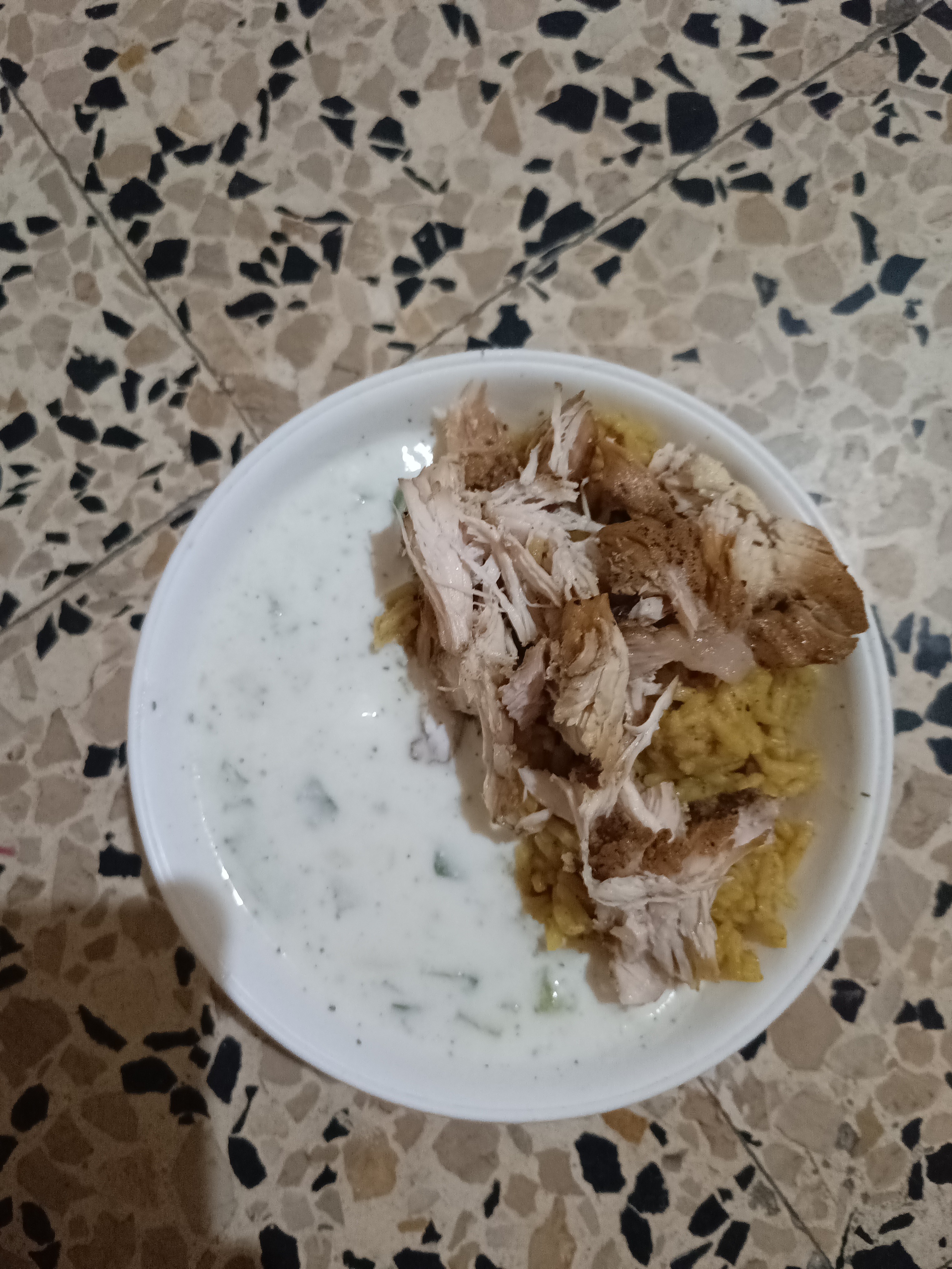 Chicken rice with yogurt