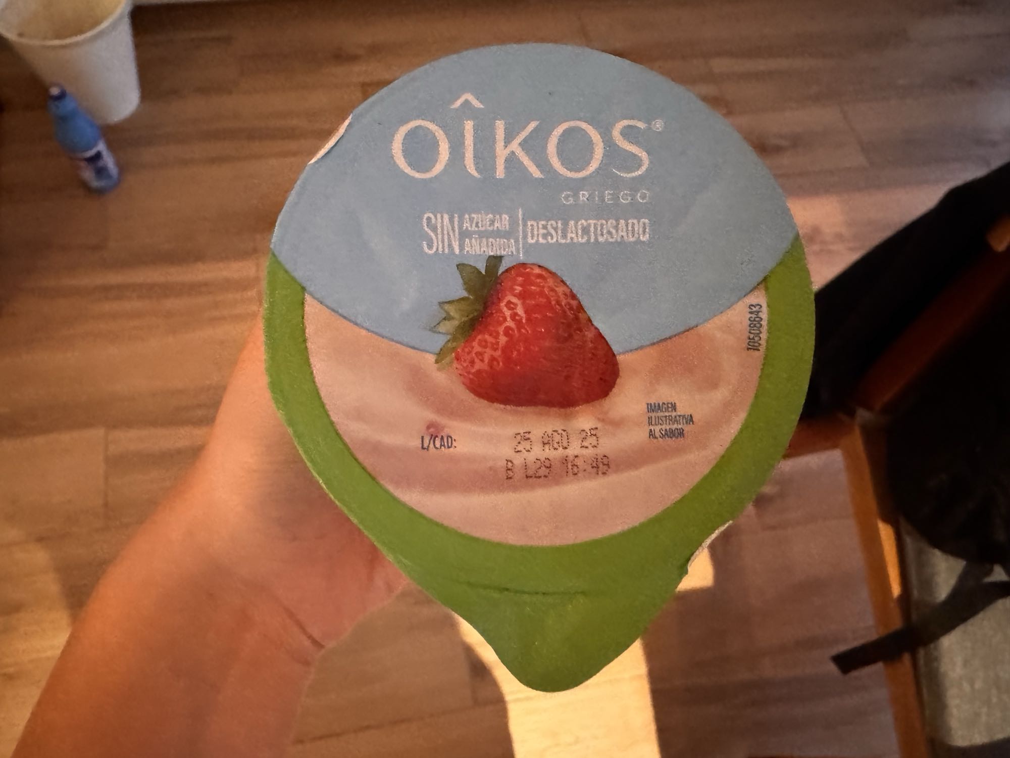 Греческий йогурт клубника