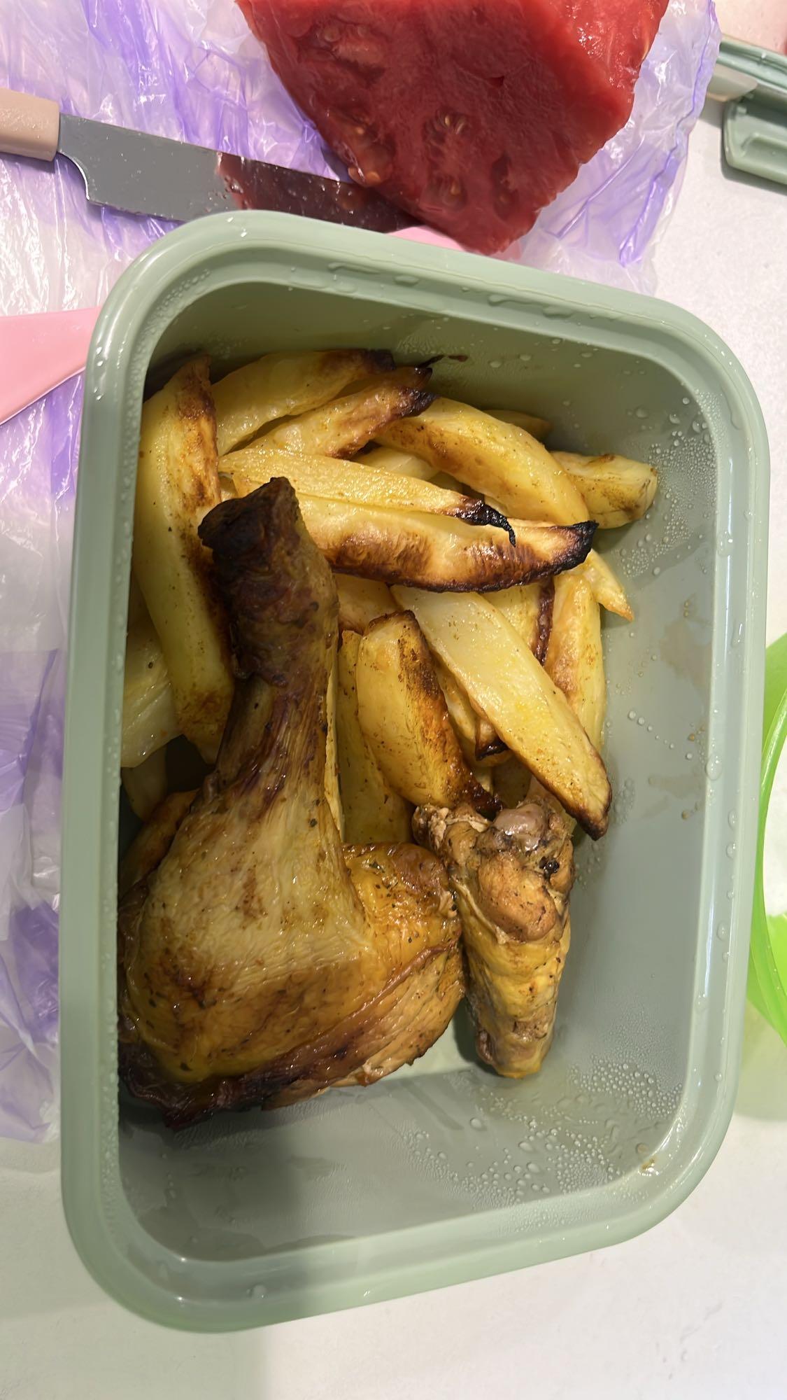 Pui cu cartofi la cuptor