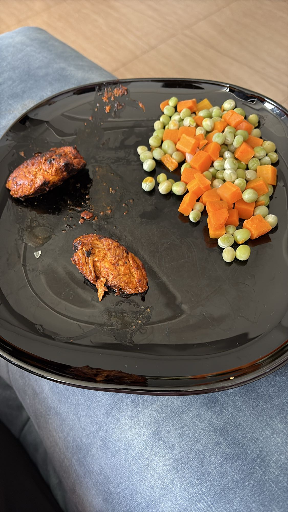 Grilled chicken with veggies