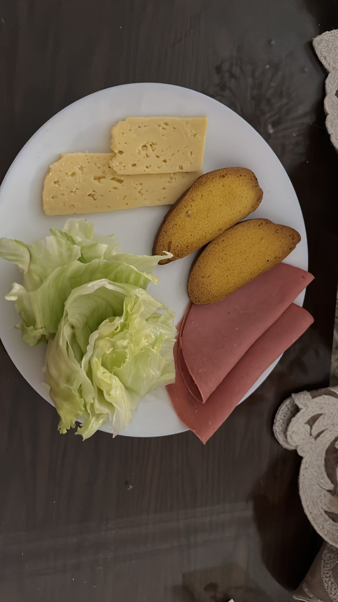 Ham, cheese, lettuce & toast