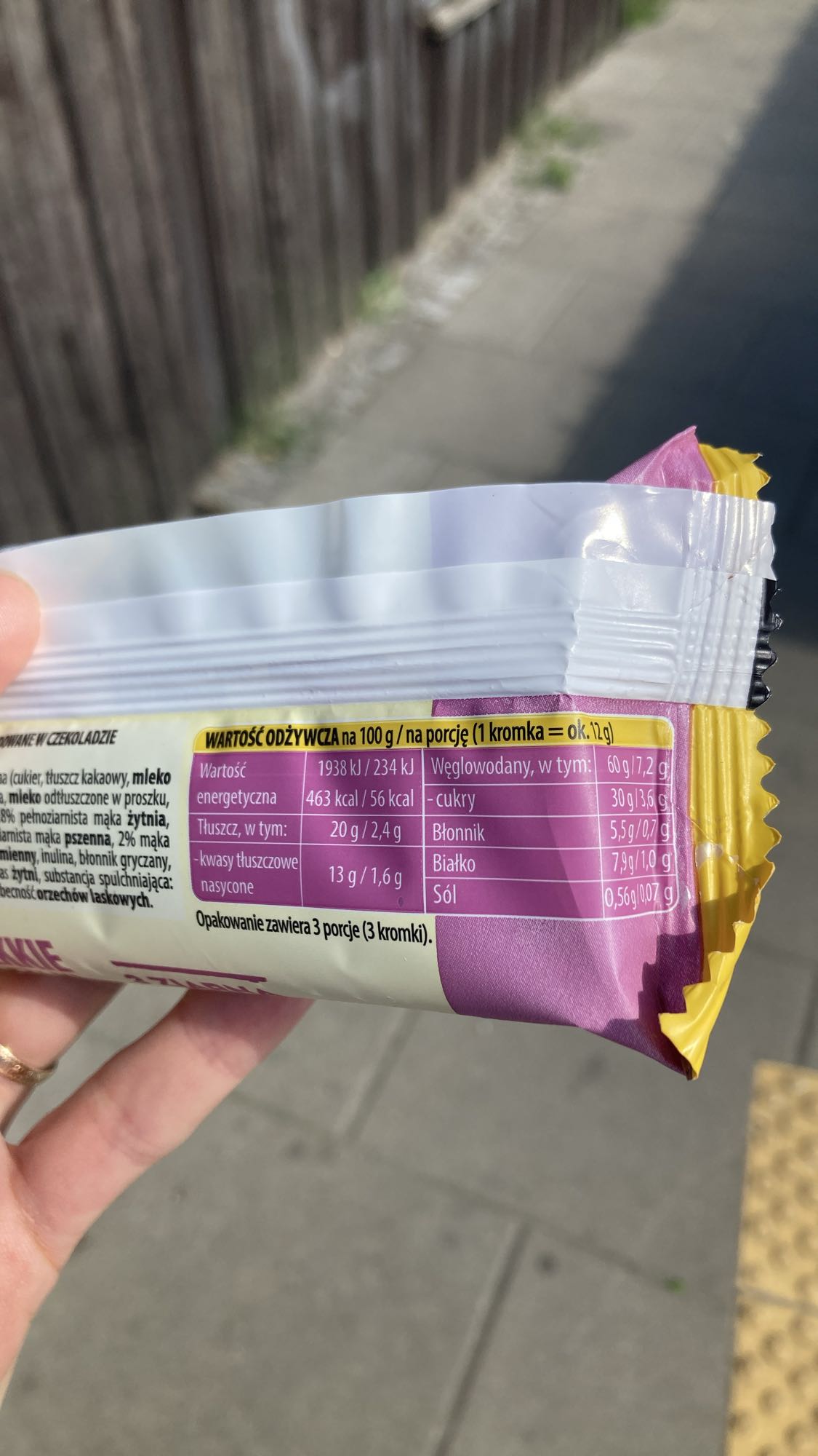 chocolate rye crispbread