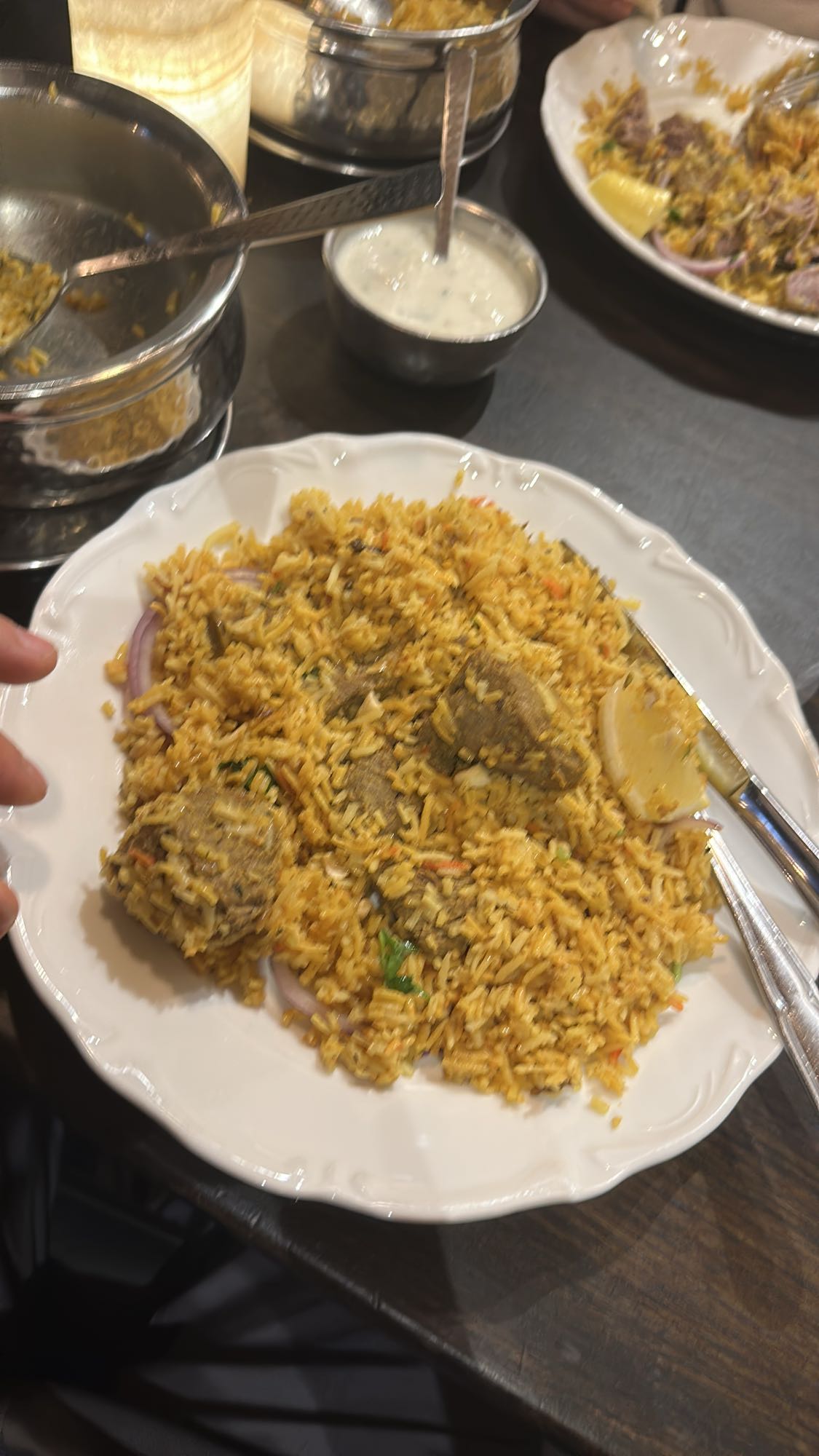 Lamm biryani tallrik