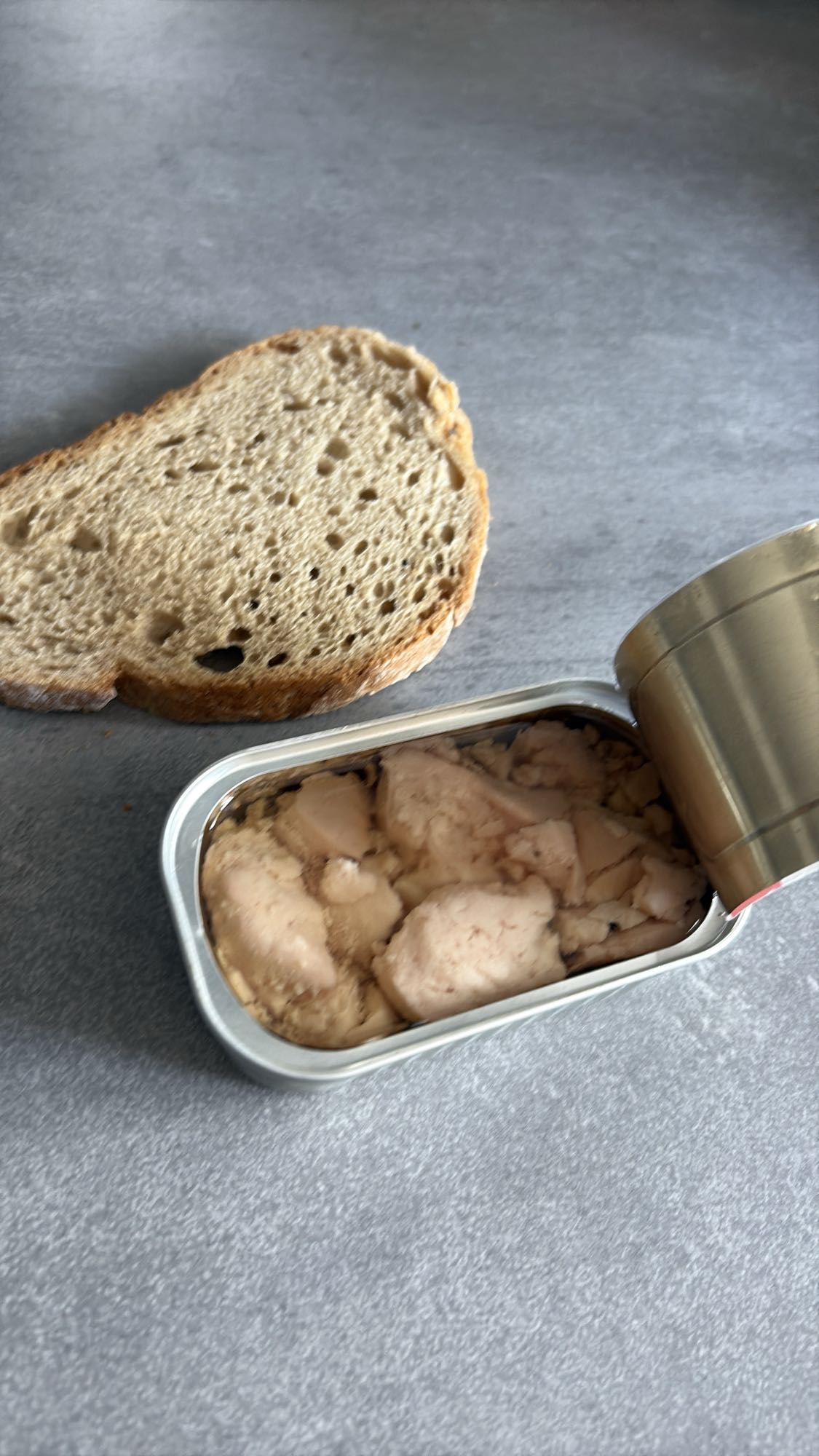 Canned fish with bread