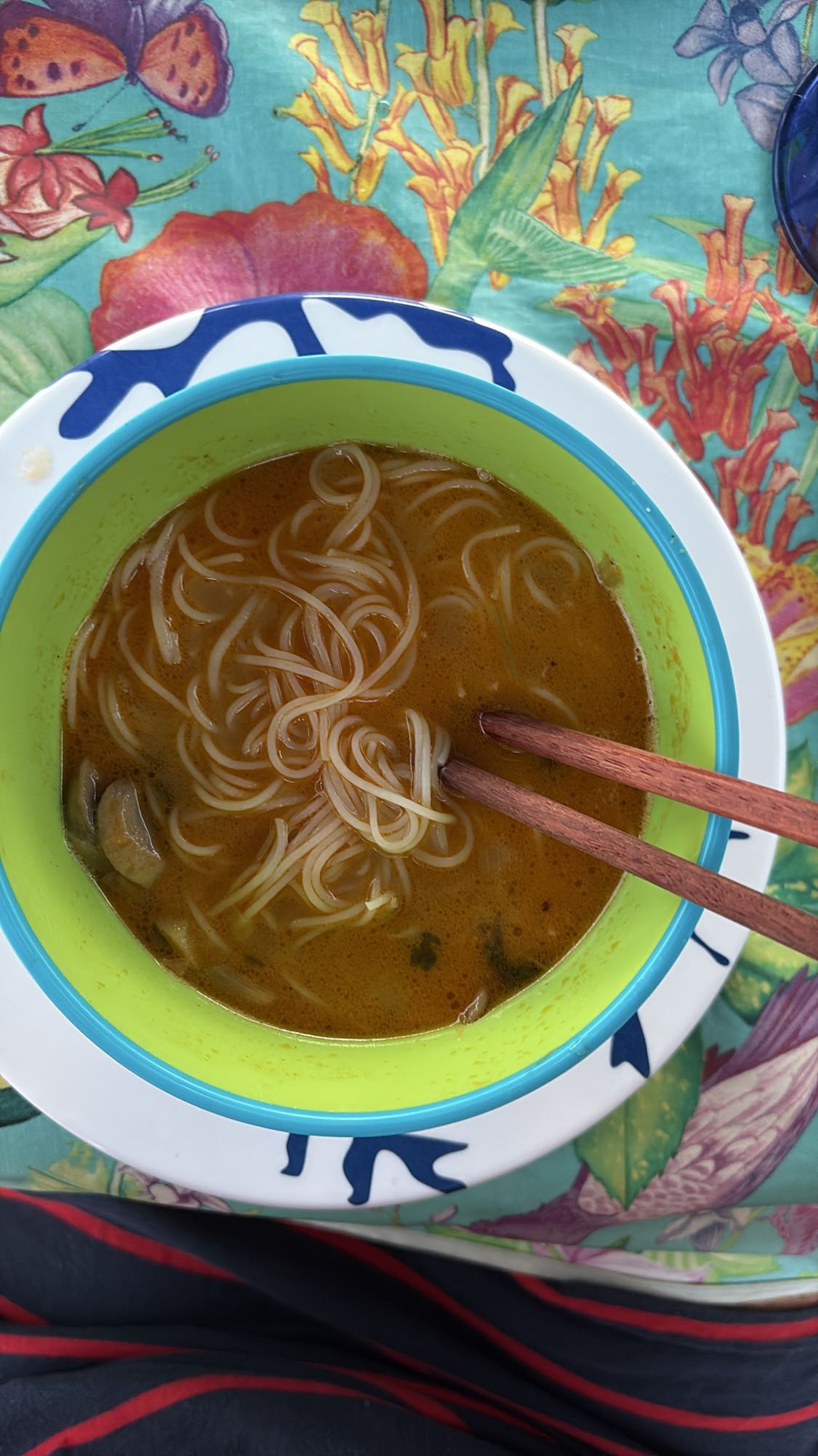 Spicy noodle soup