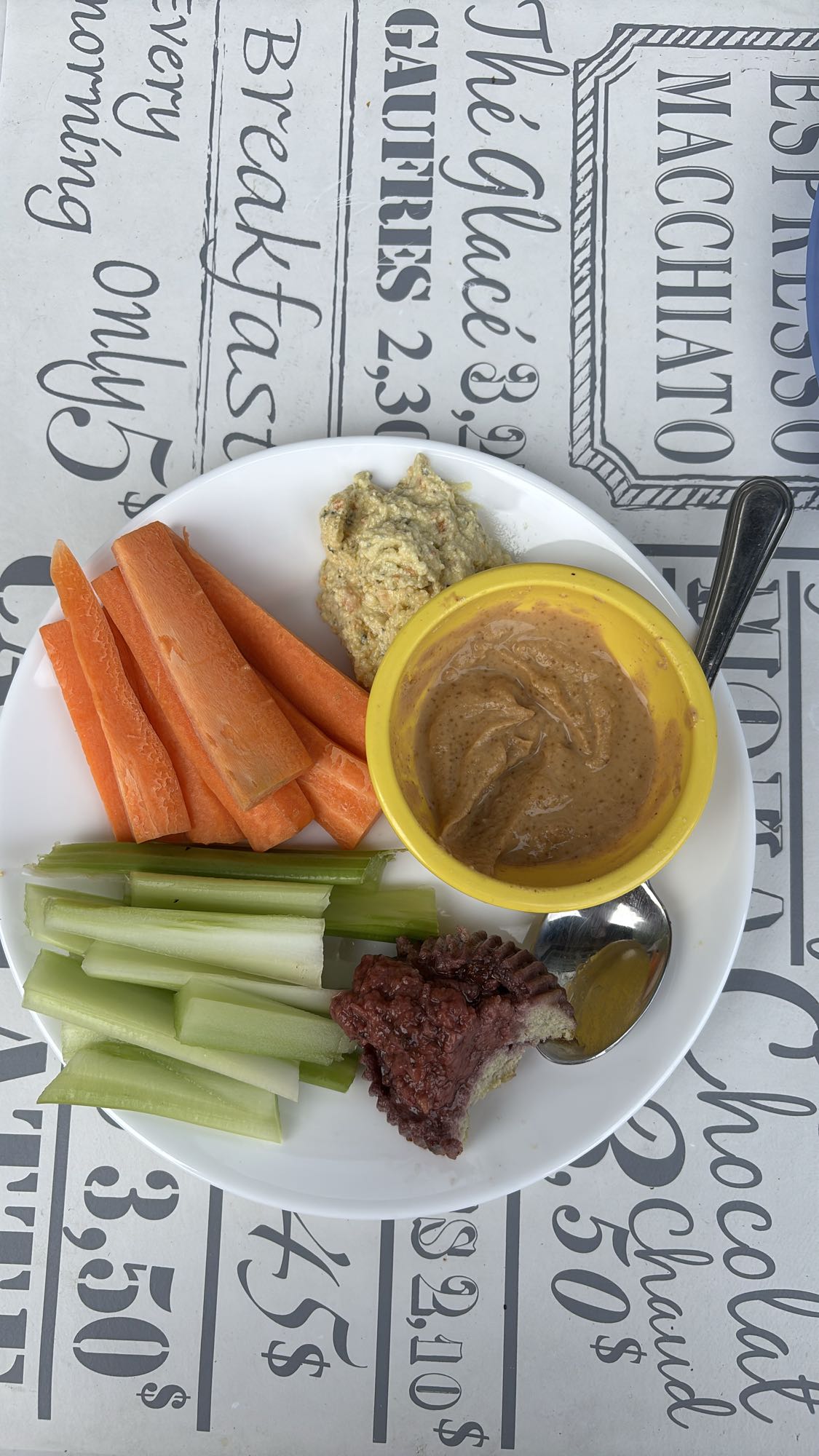 Assiette crudités et dips