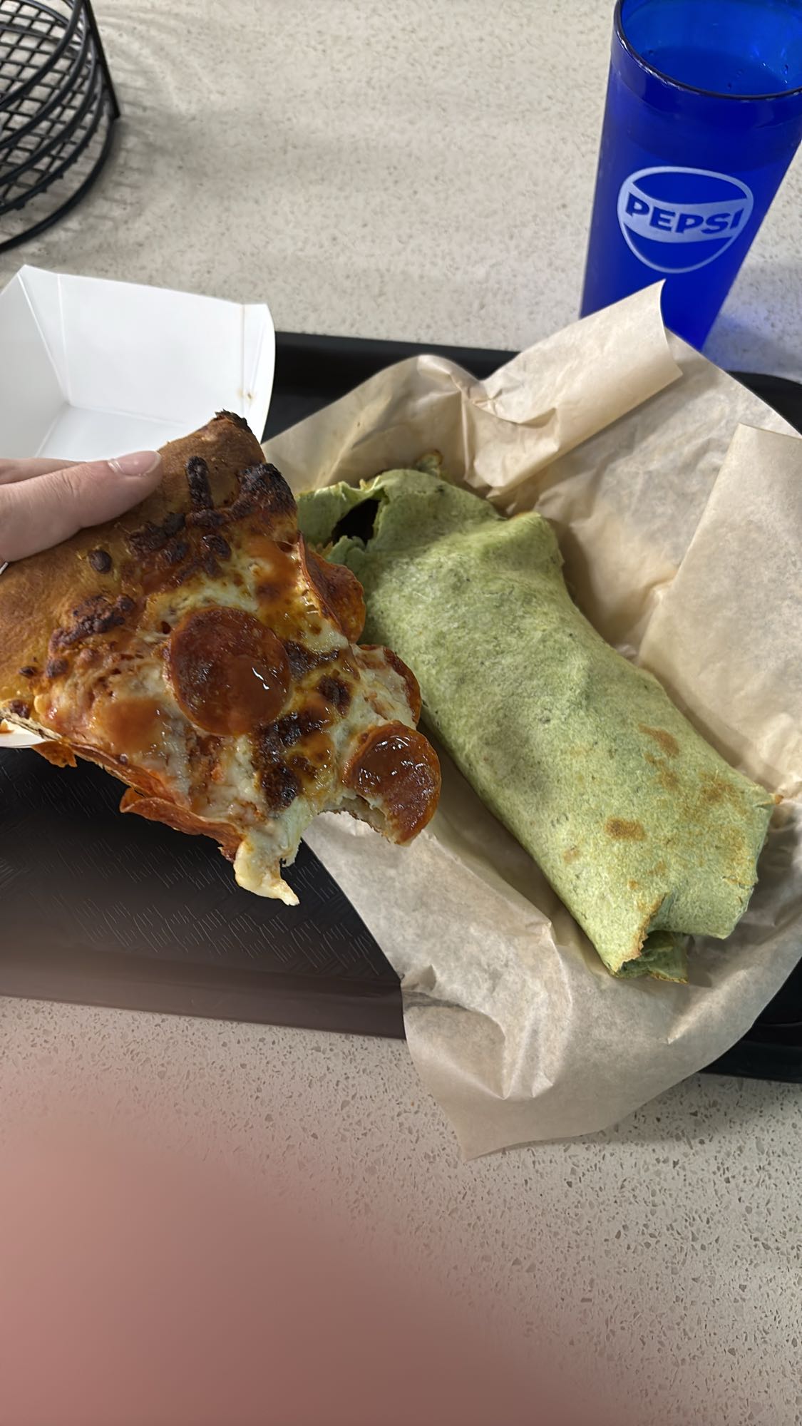 Pizza y wrap verde