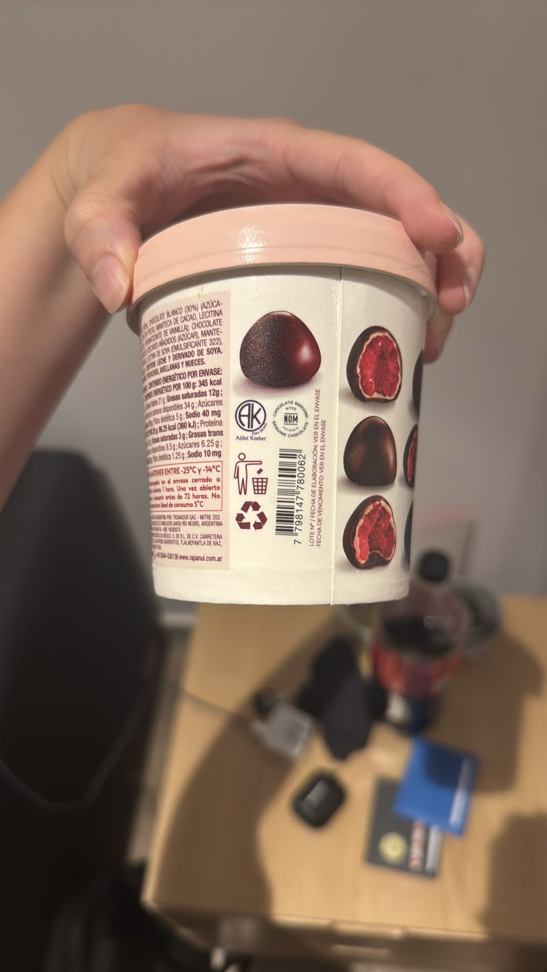 шоколад с малиной