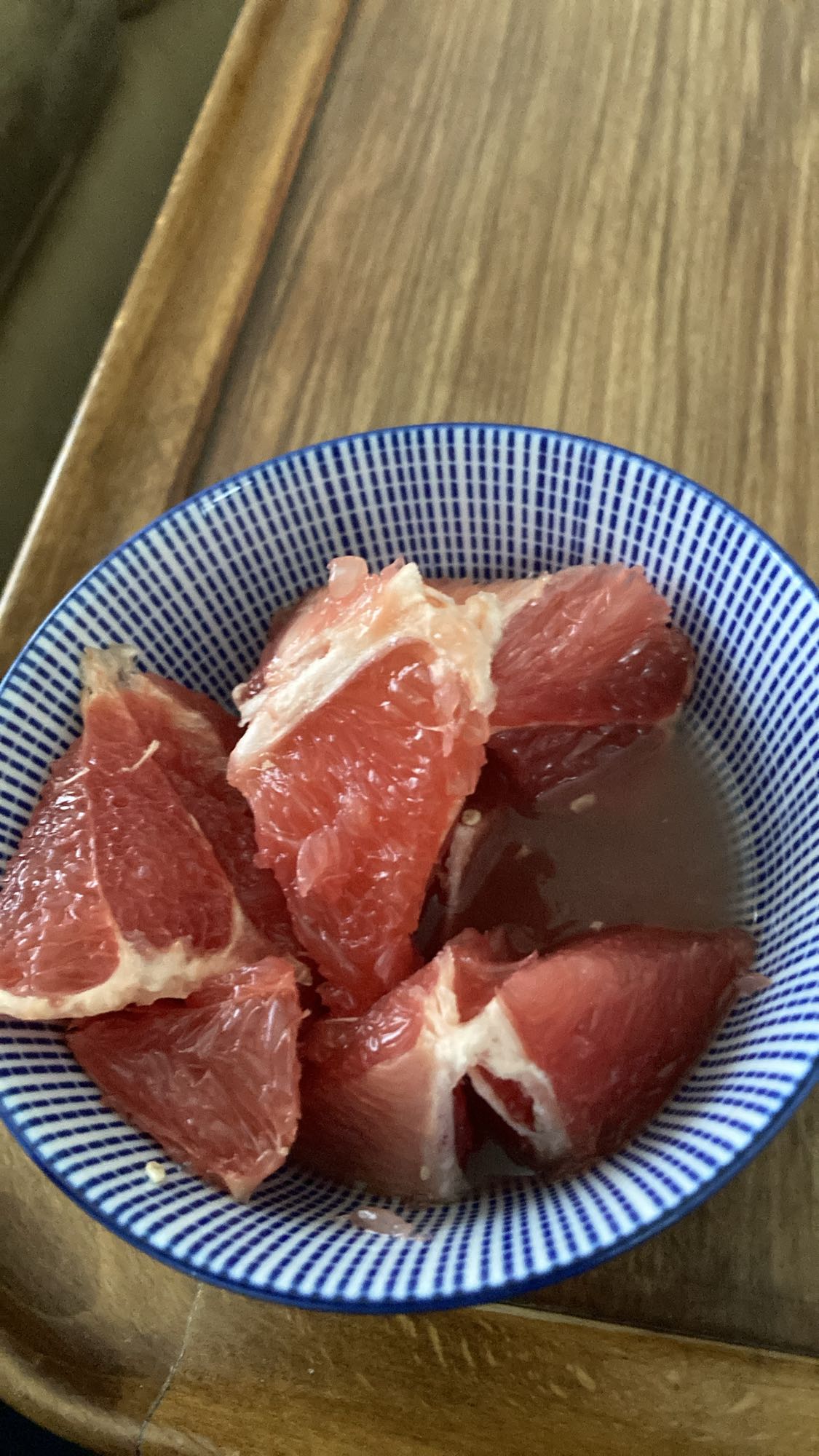 Skål med grapefrukt