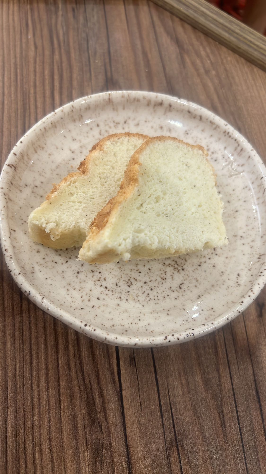 Plain Sponge Cake Slices