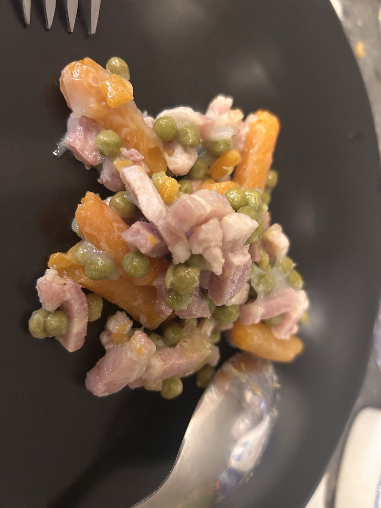 Salade pois jambon carotte