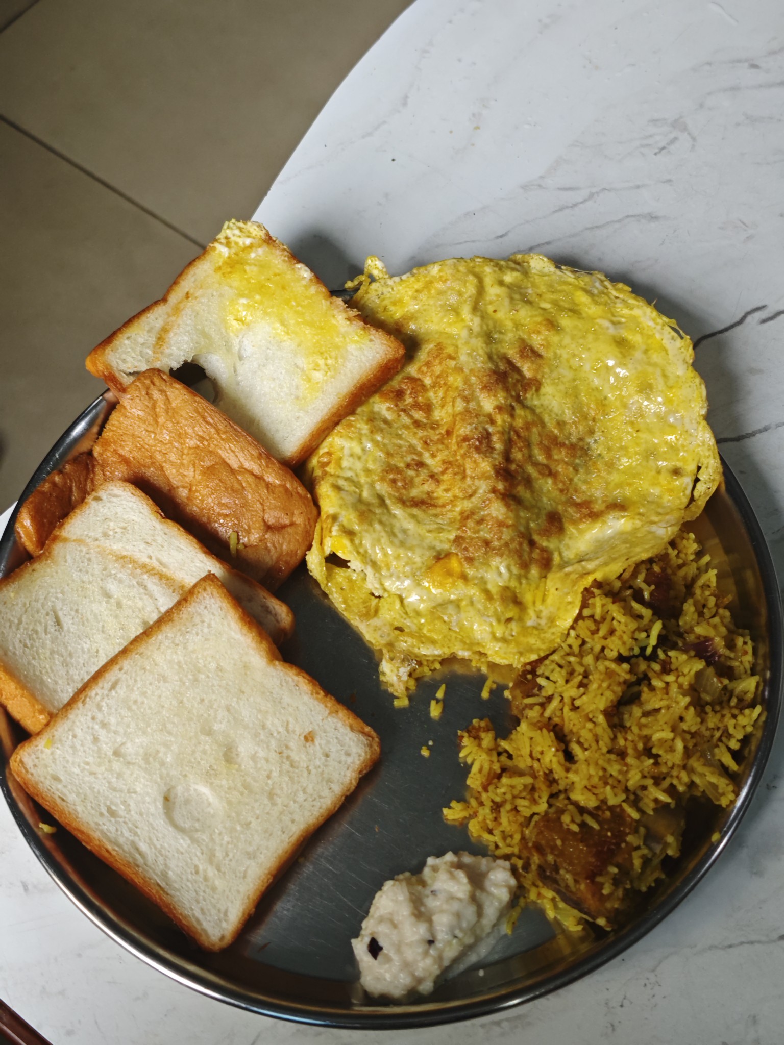 Egg toast with rice