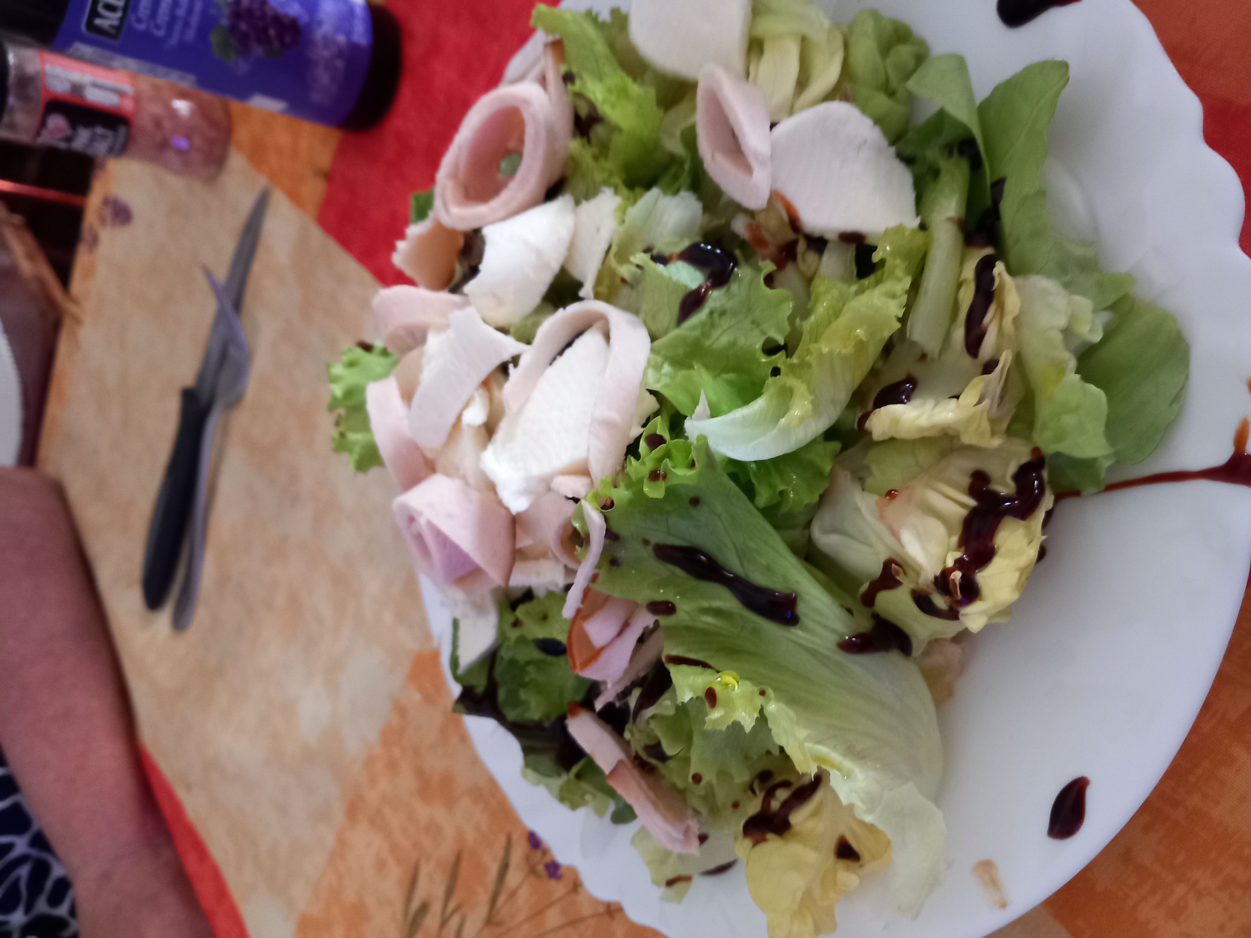 Salade jambon fromage