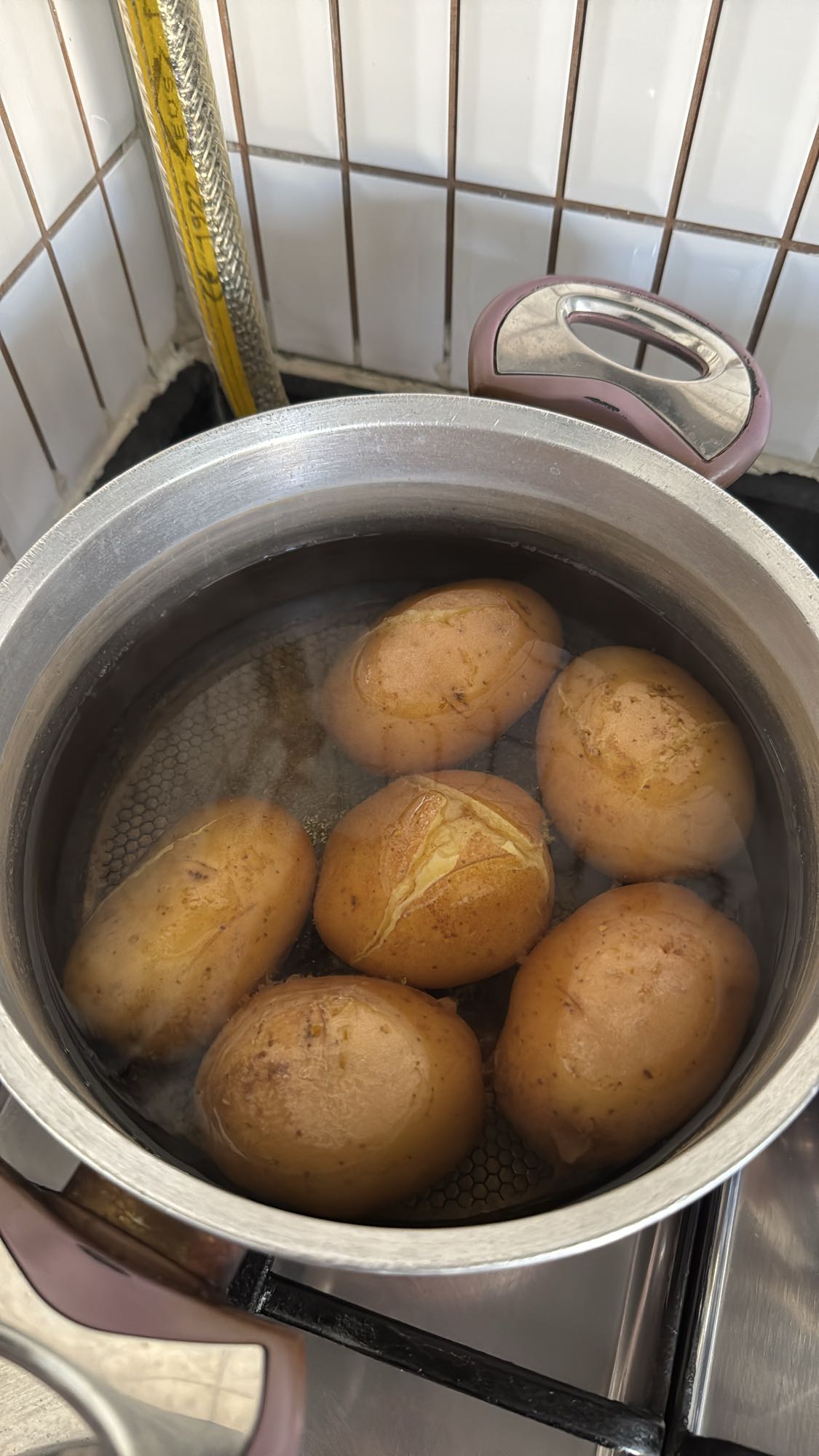 بطاطا مسلوقة