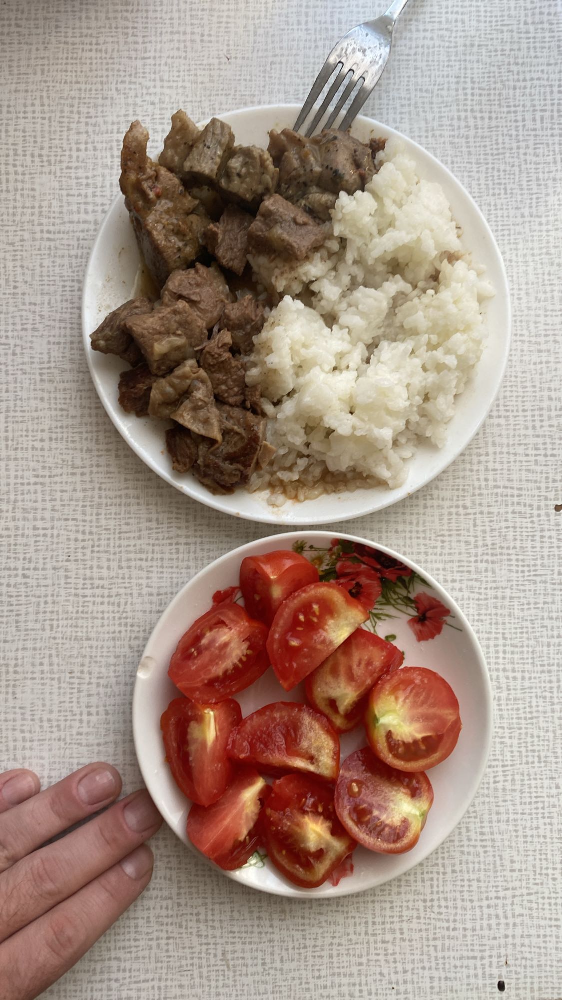 Говядина с рисом и томатами