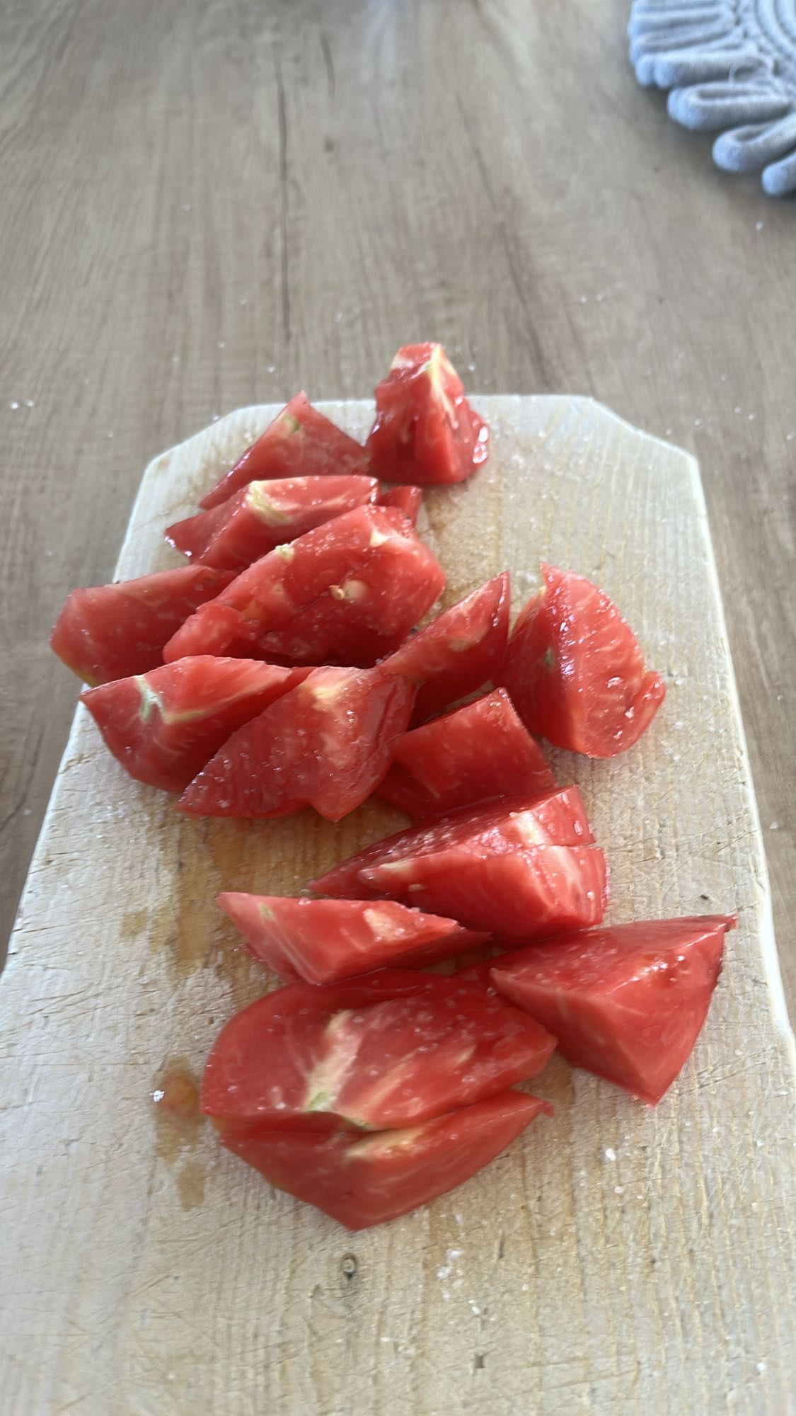 Roșii tăiate simple