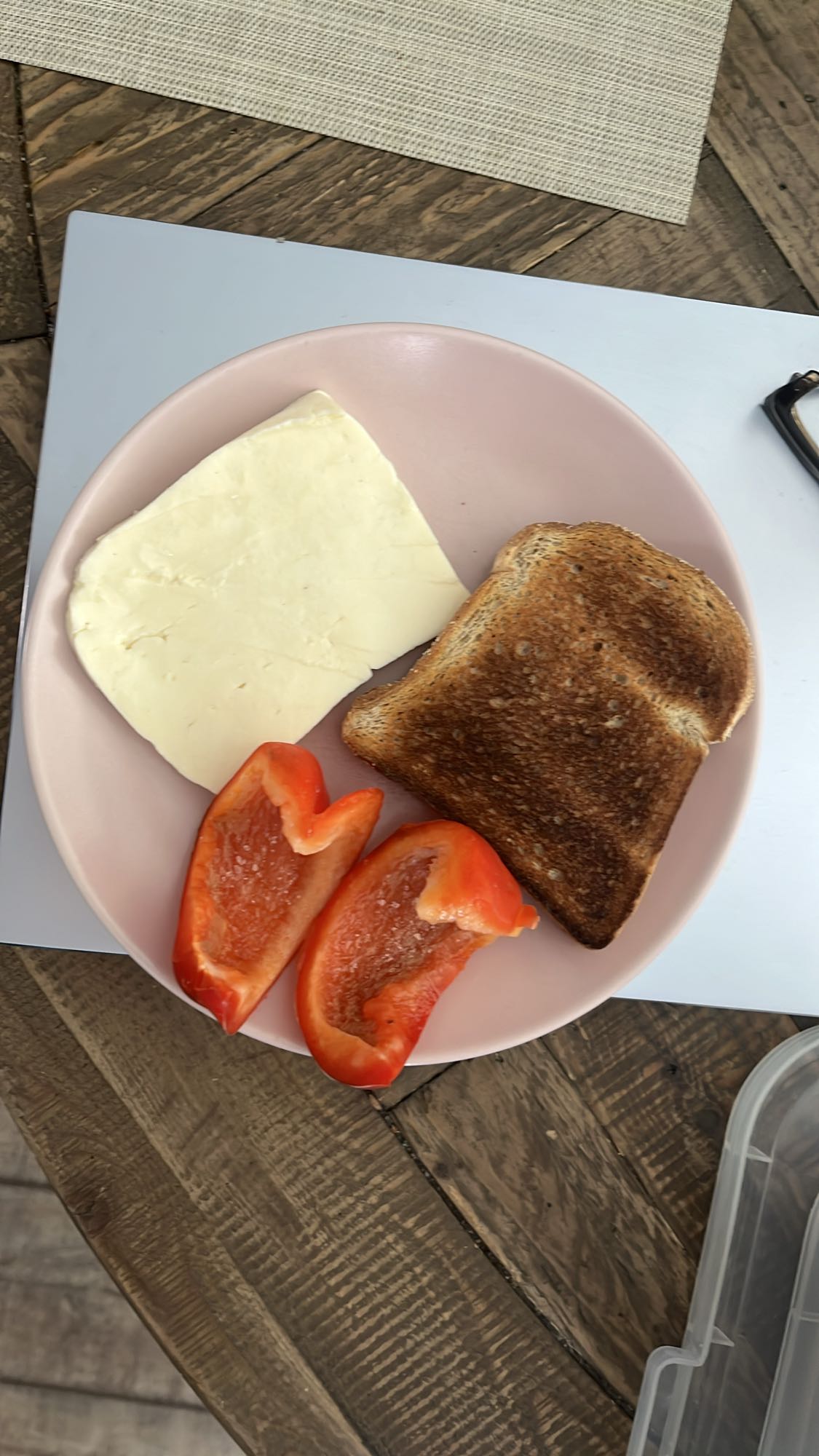 Mic dejun cu brânză