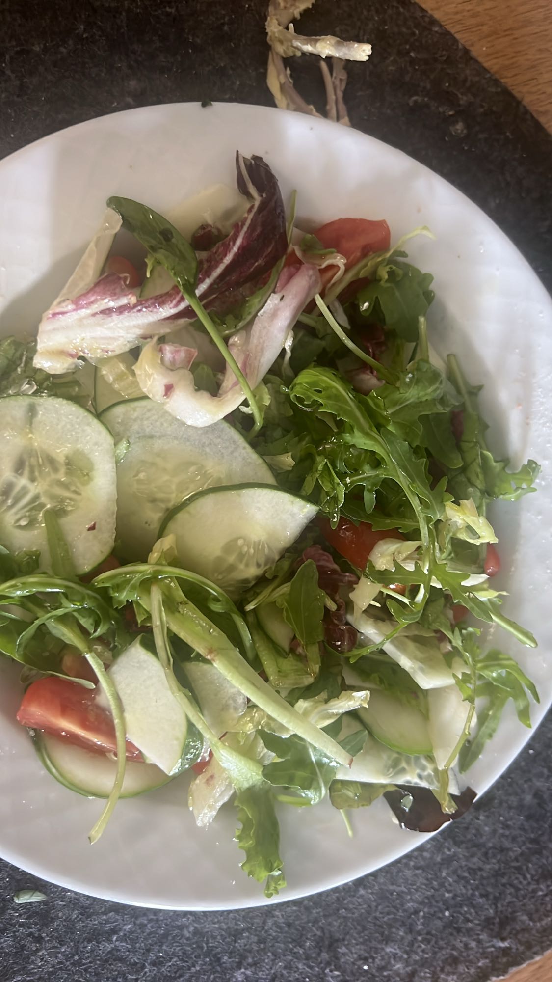 Frischer Gemüsesalat