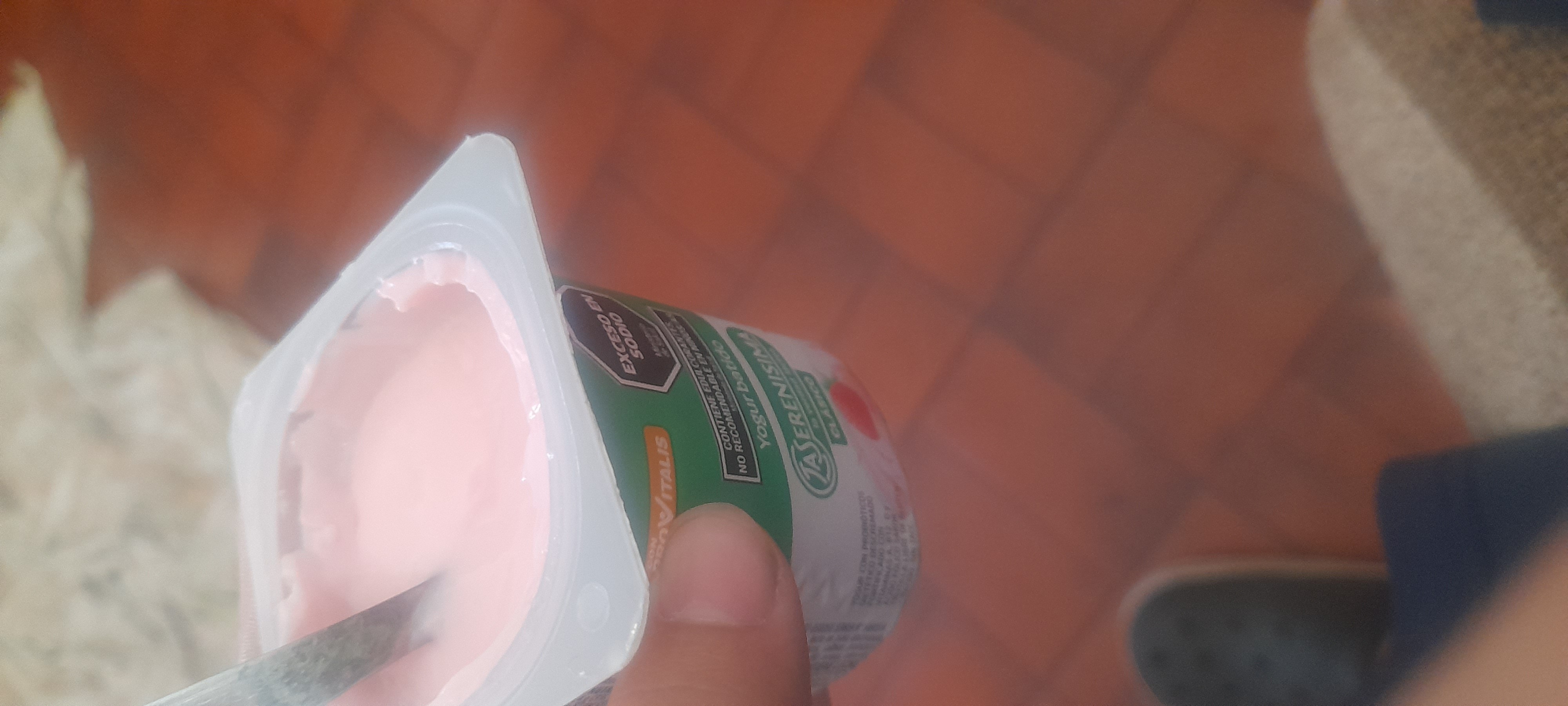 yogur de frutilla
