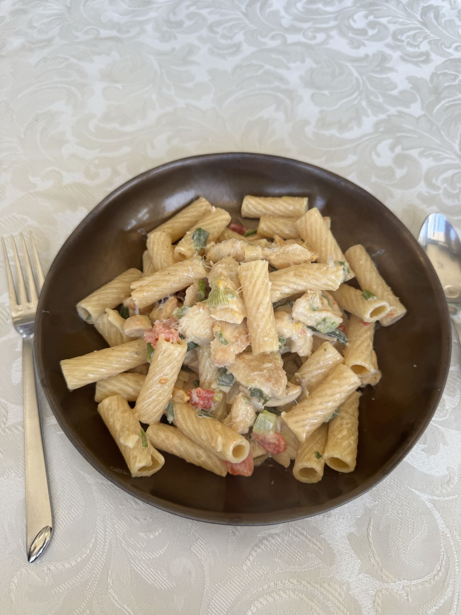 pasta cremosa con verduras