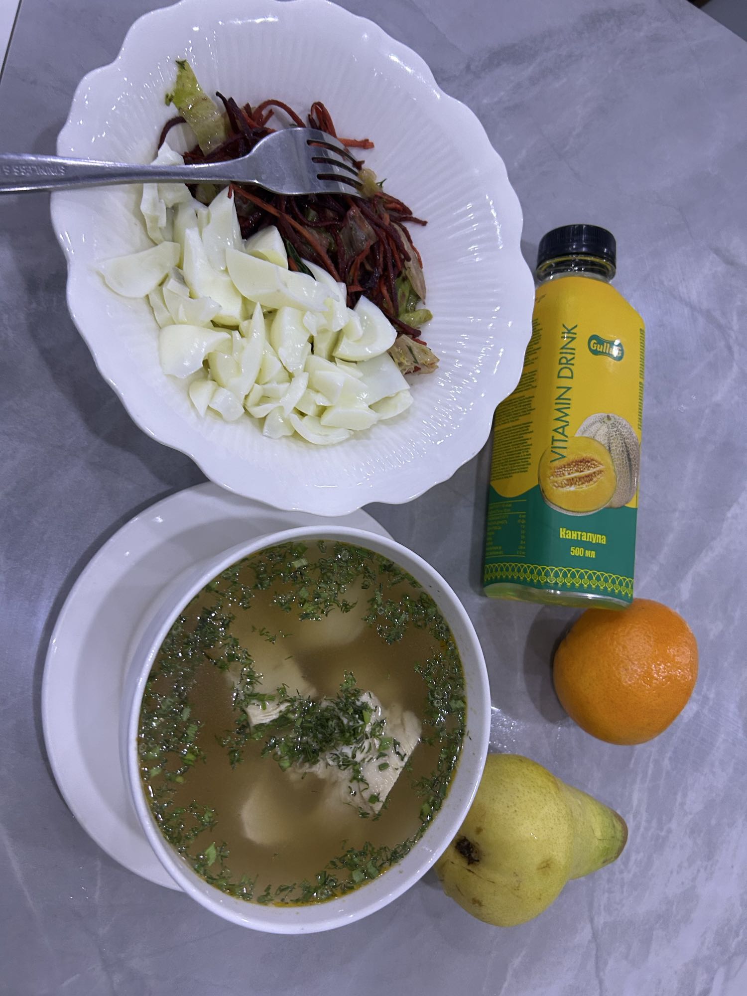 Овощи, суп и фрукты