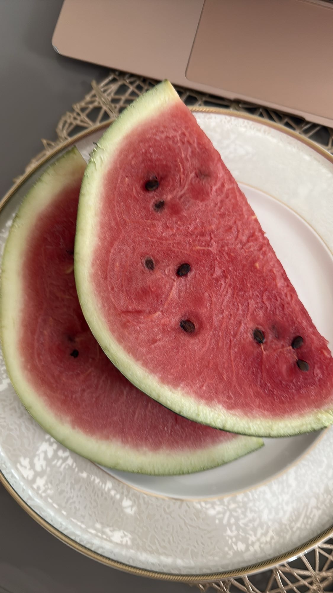 Арбузные дольки