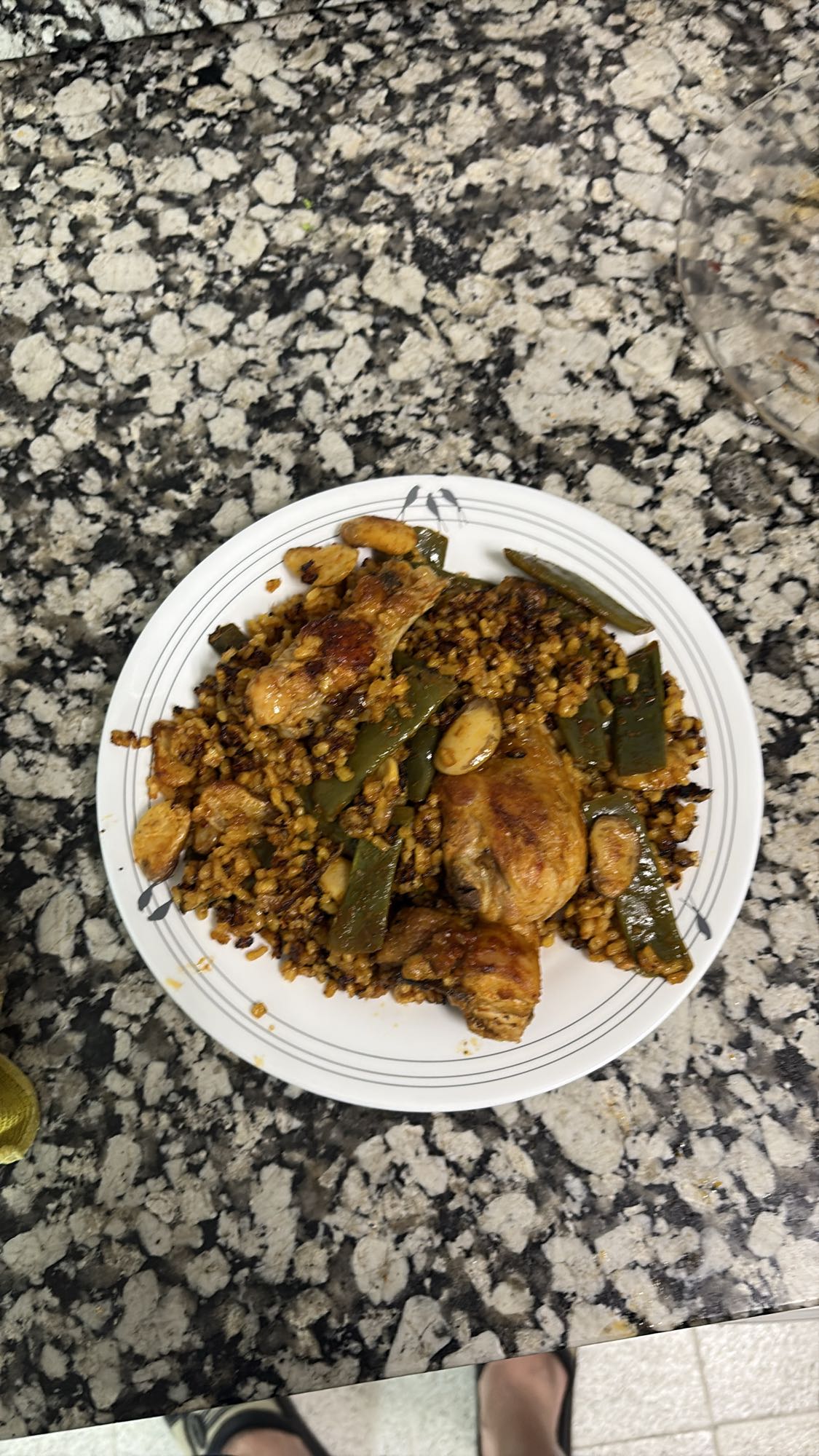 Arroz con pollo y verduras