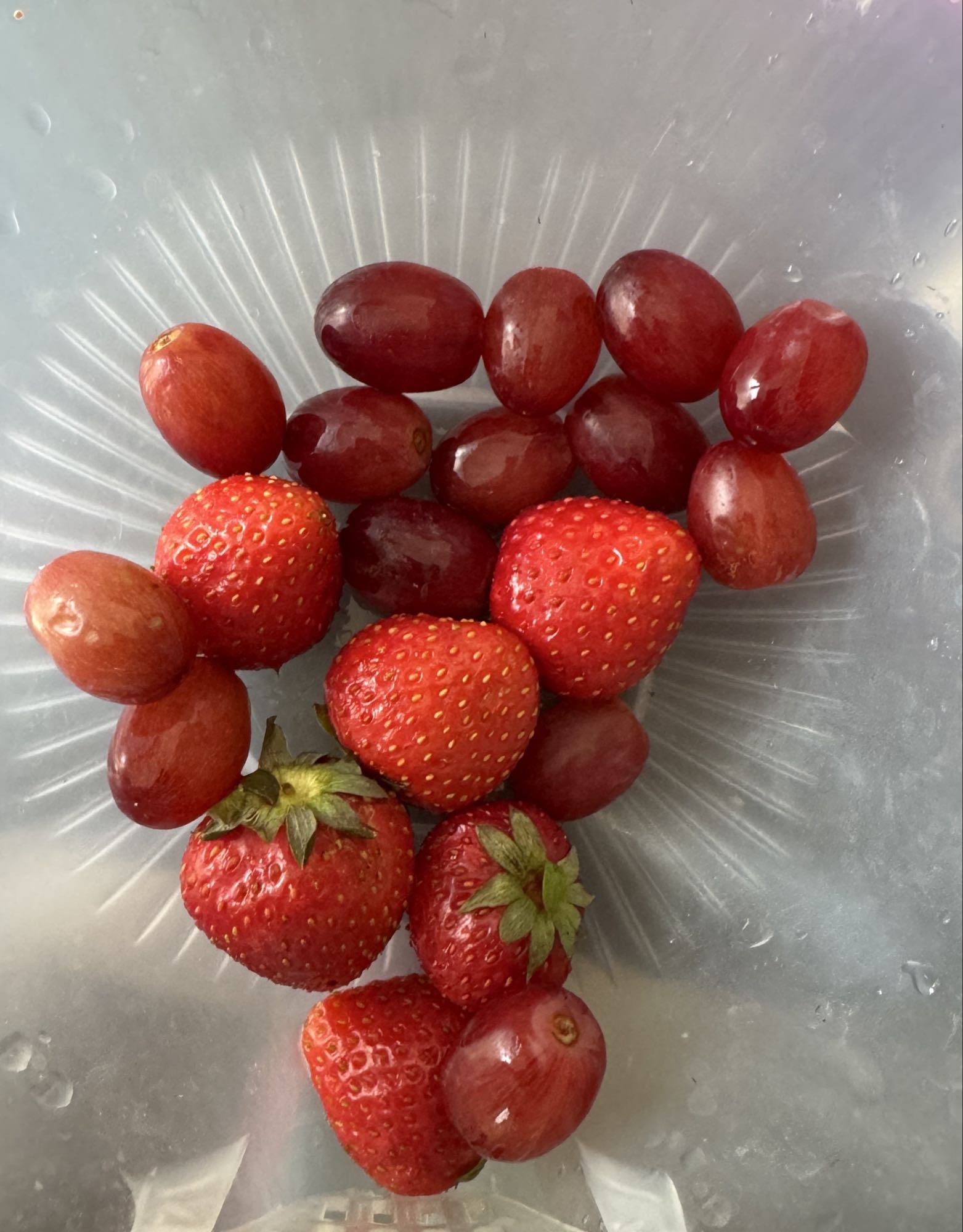 Aardbeien en druiven