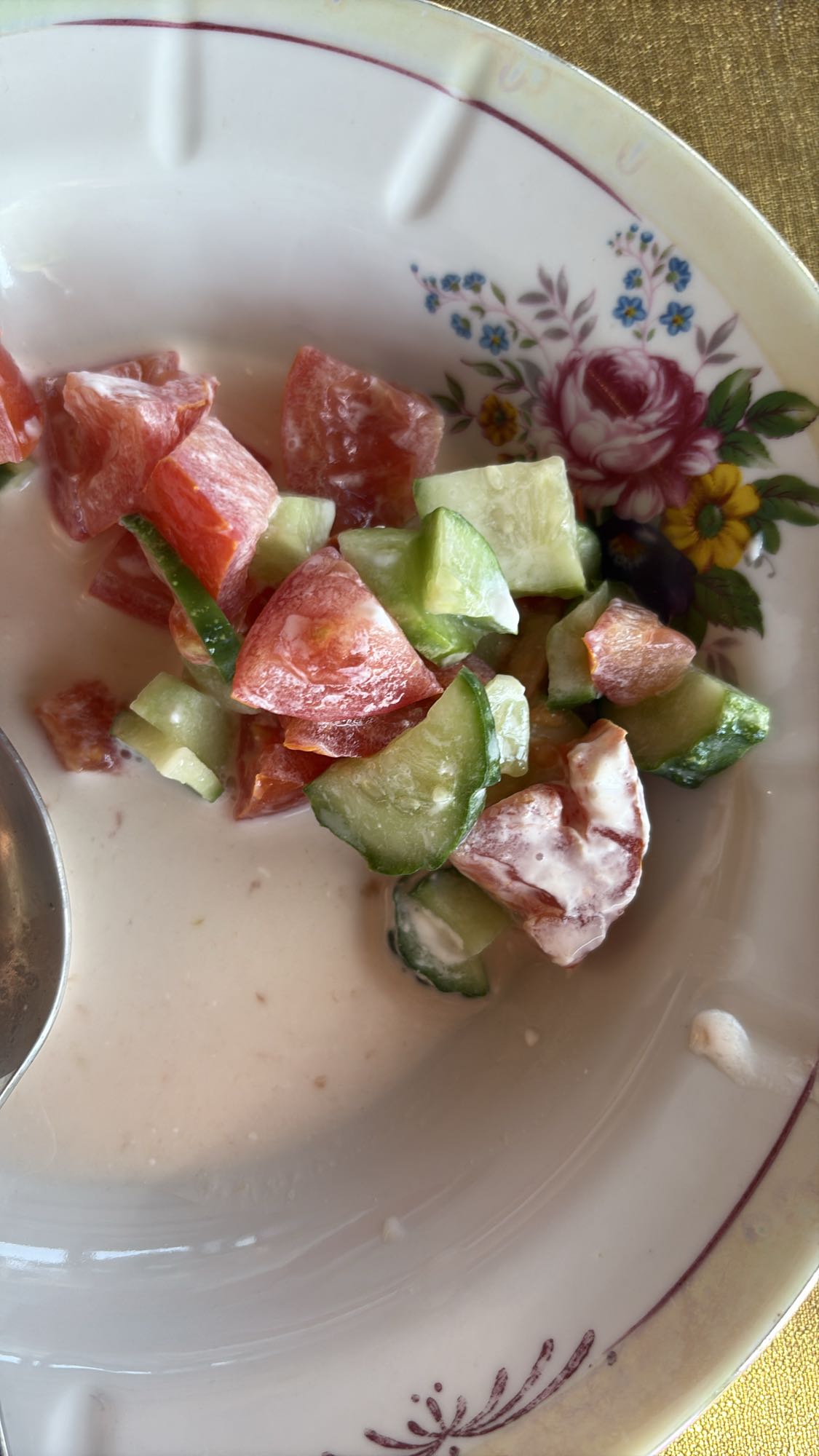 Овощной салат с йогуртом