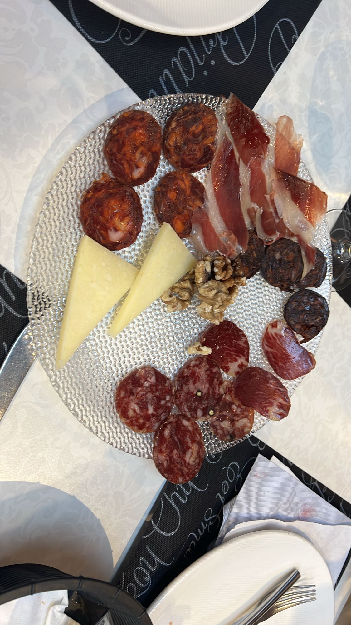 Tabla de embutidos y queso