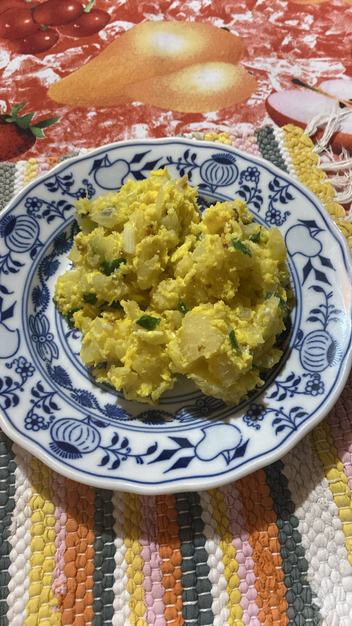 ensalada de mandioca con huevo