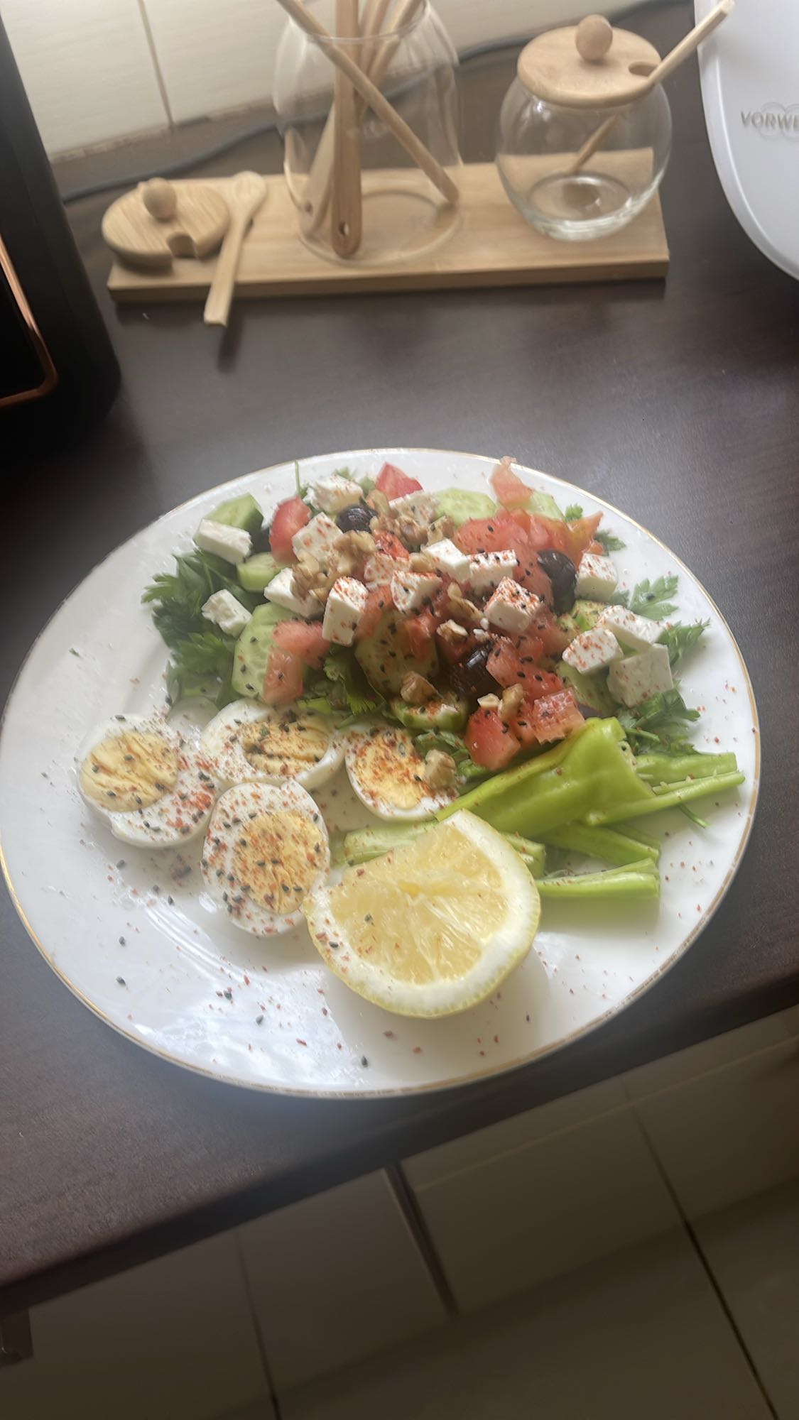 Salade méditerranéenne œuf