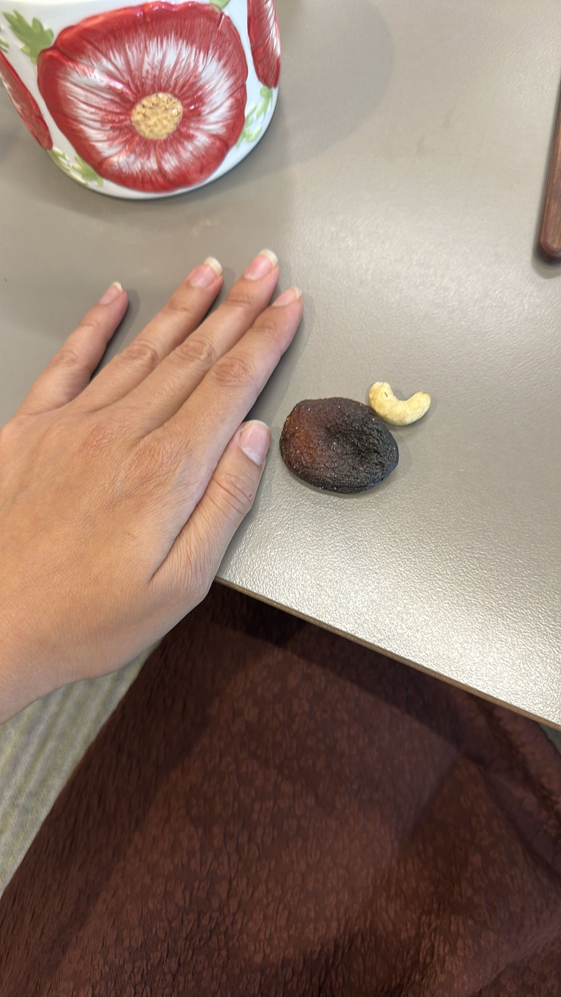 Dried apricot & cashew