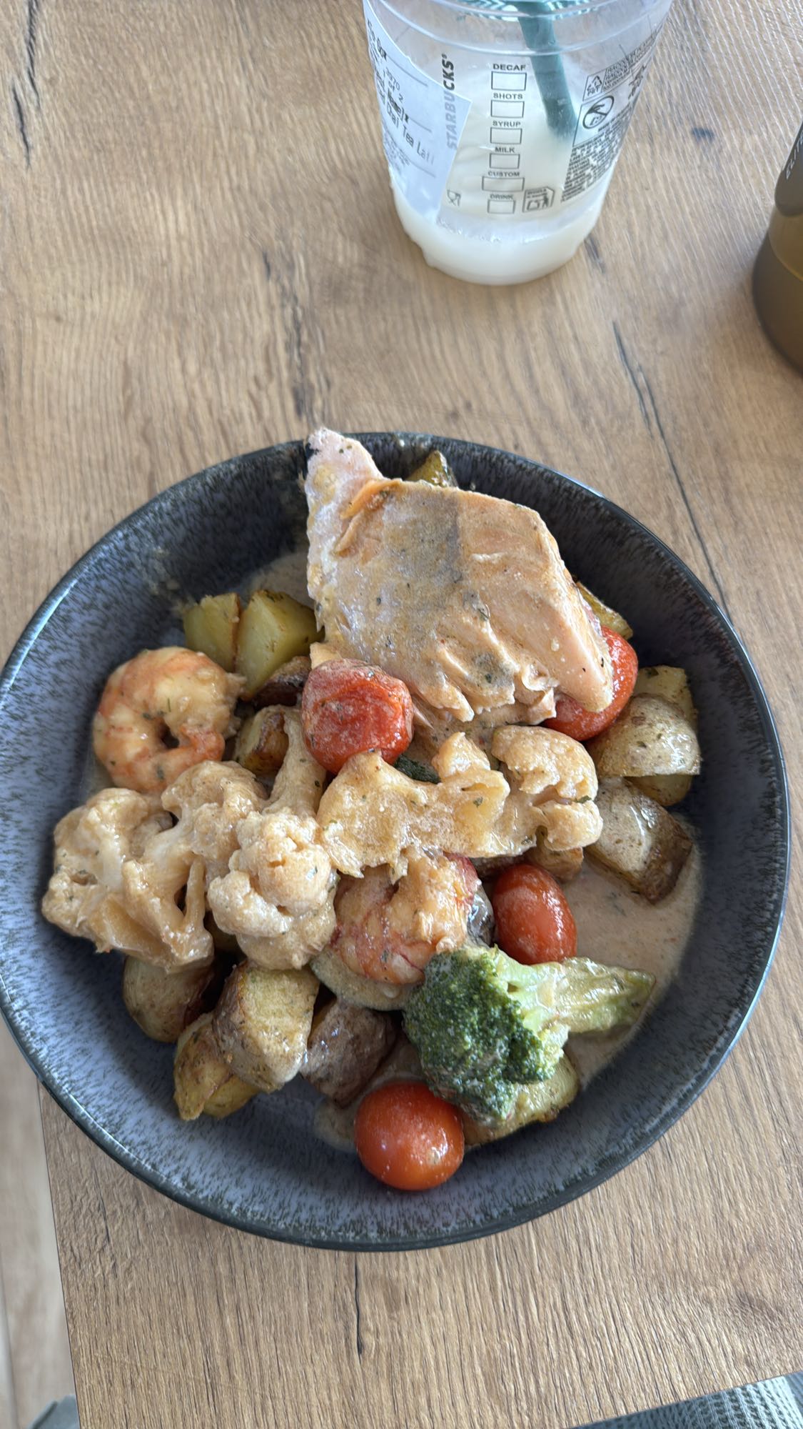 Zalm en groenten bowl