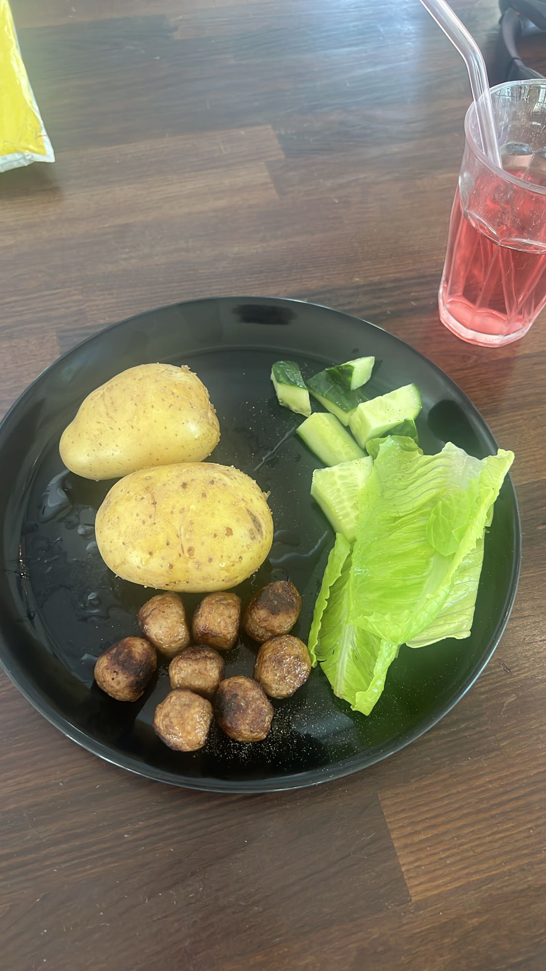 Potatoes, Meatballs & Salad