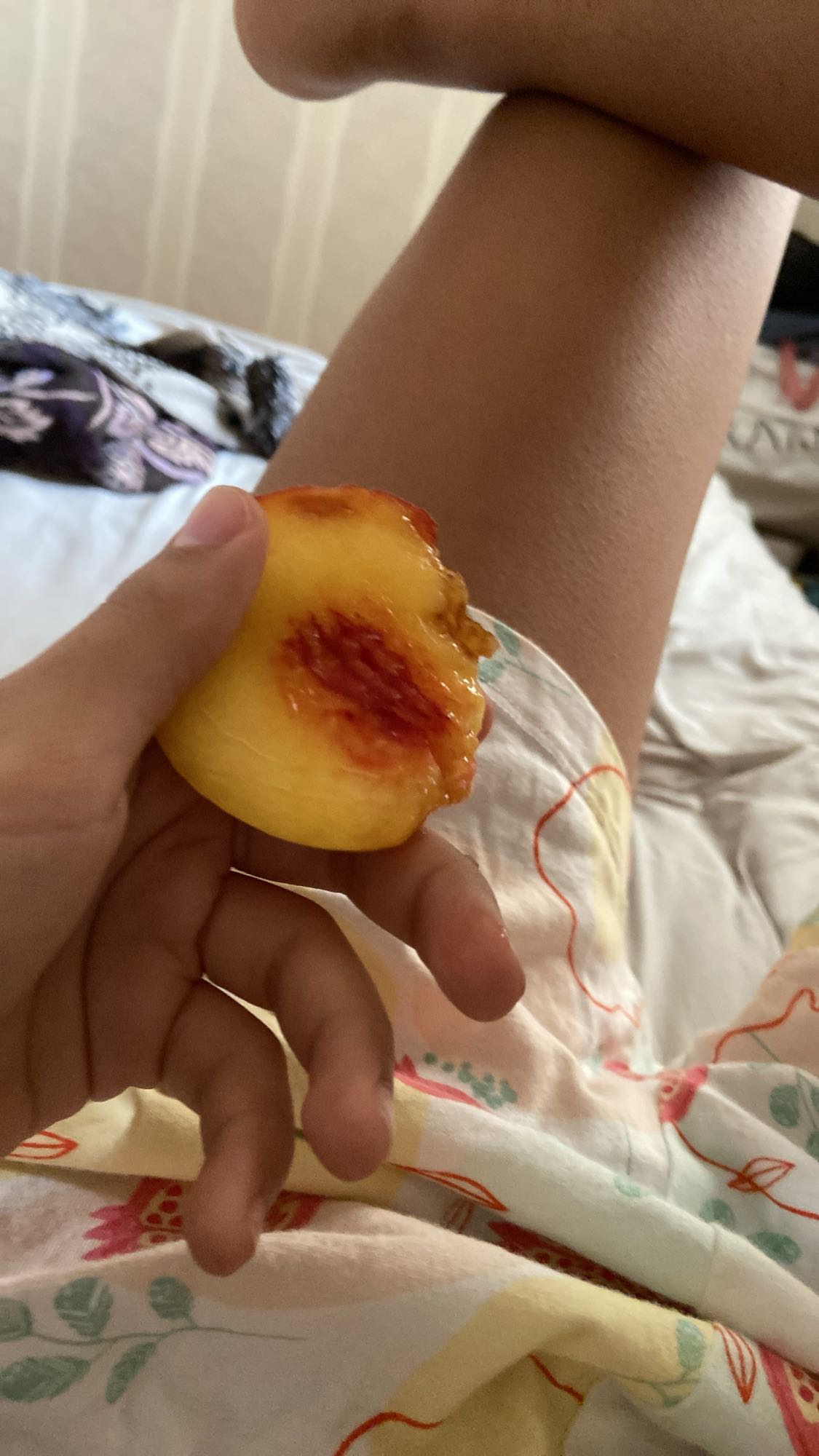 персик на завтрак