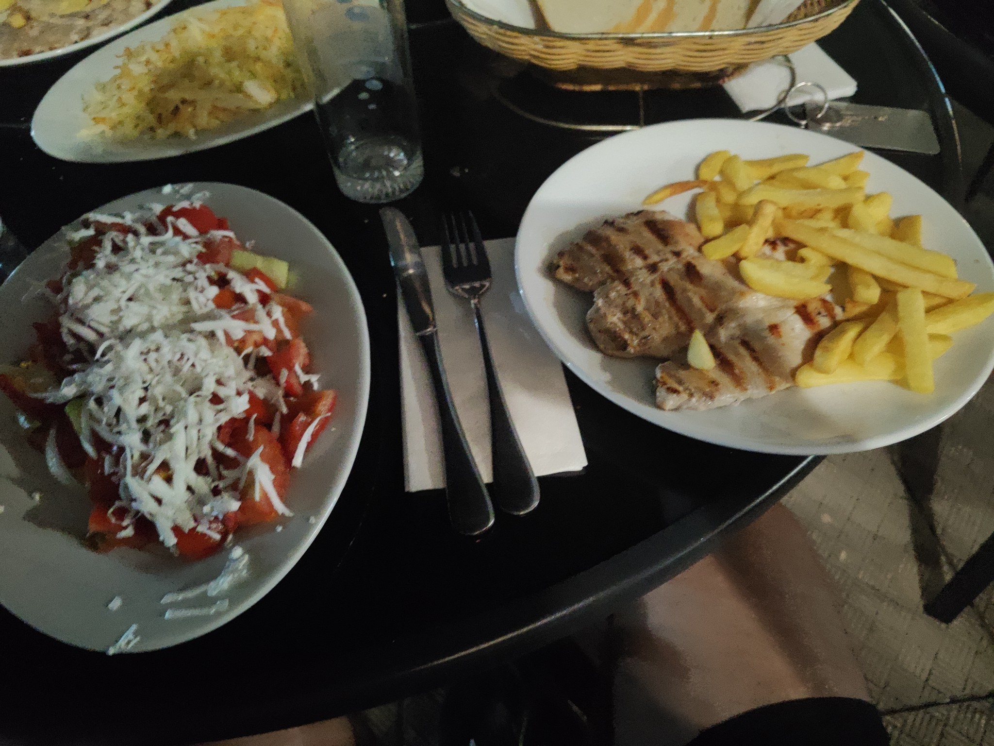 Grilled Chicken & Salad