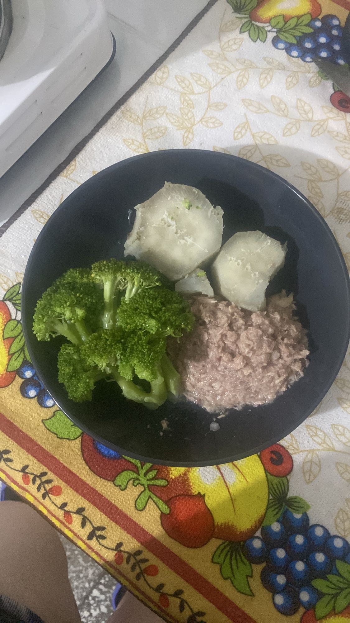 Atún con brócoli y yuca