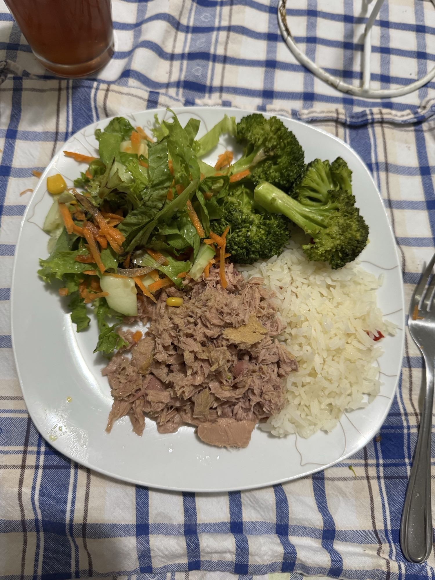 Ensalada con atún y arroz