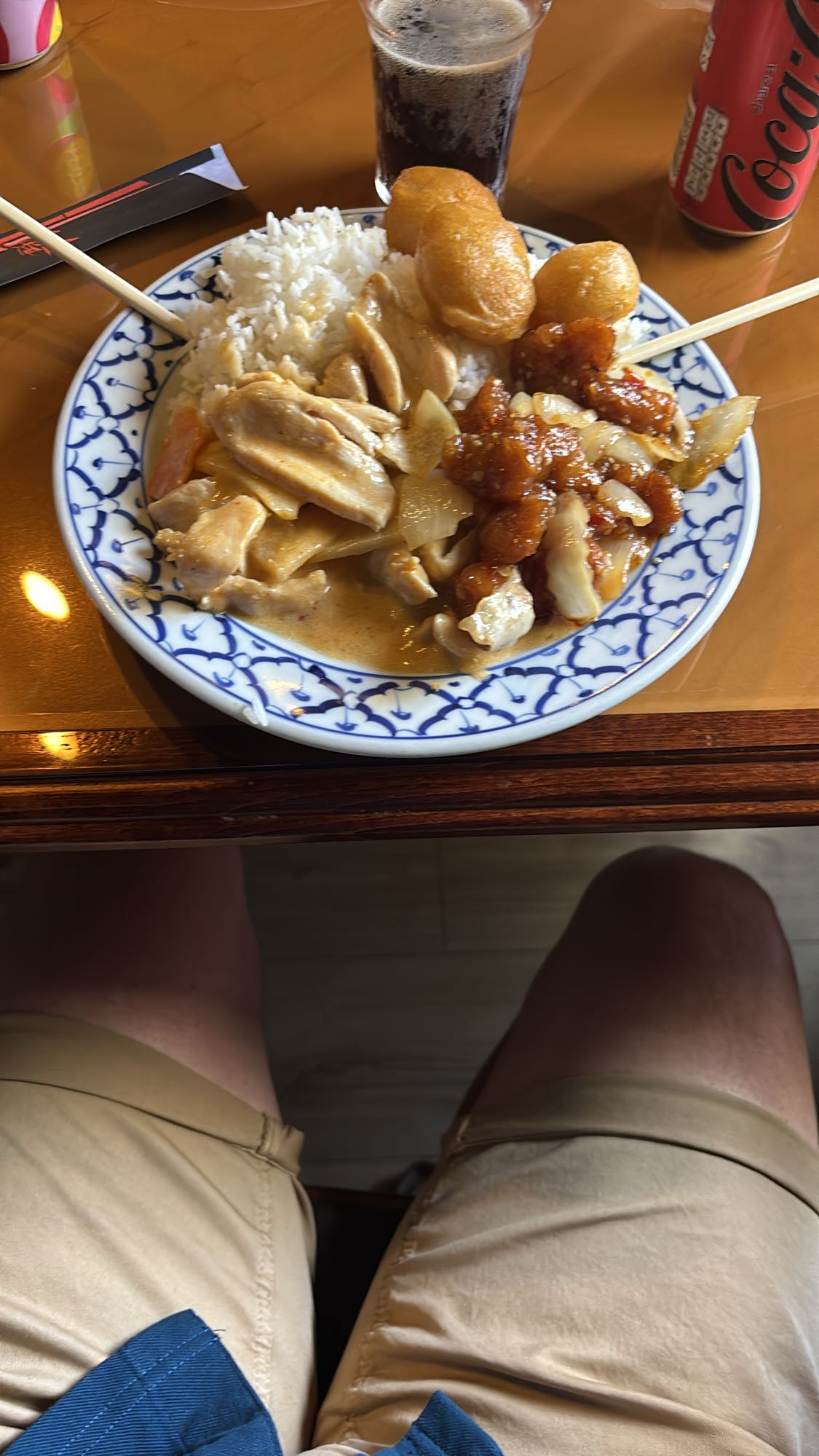 Asiatisk kycklingtallrik