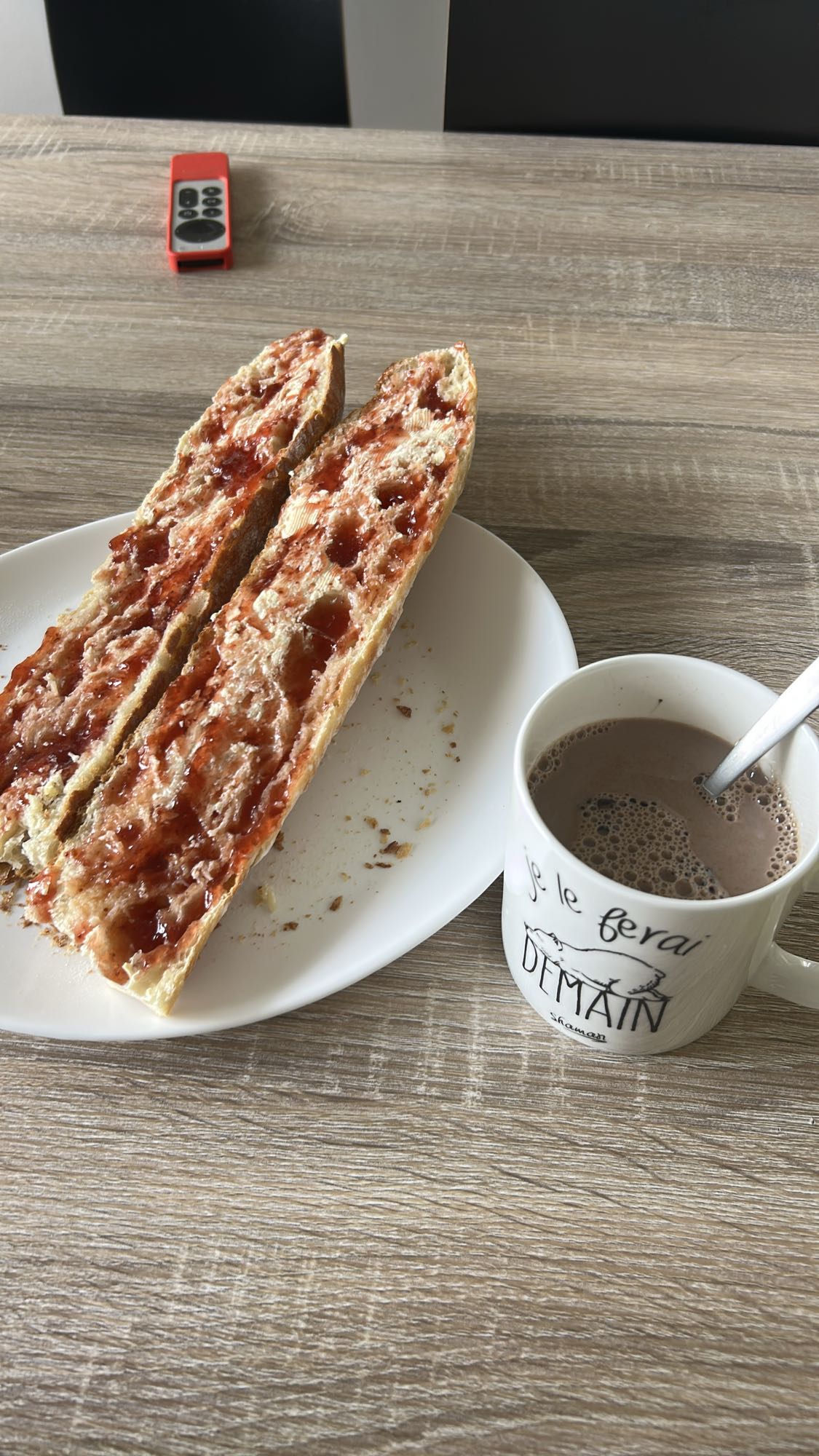 Baguette confiture et cacao