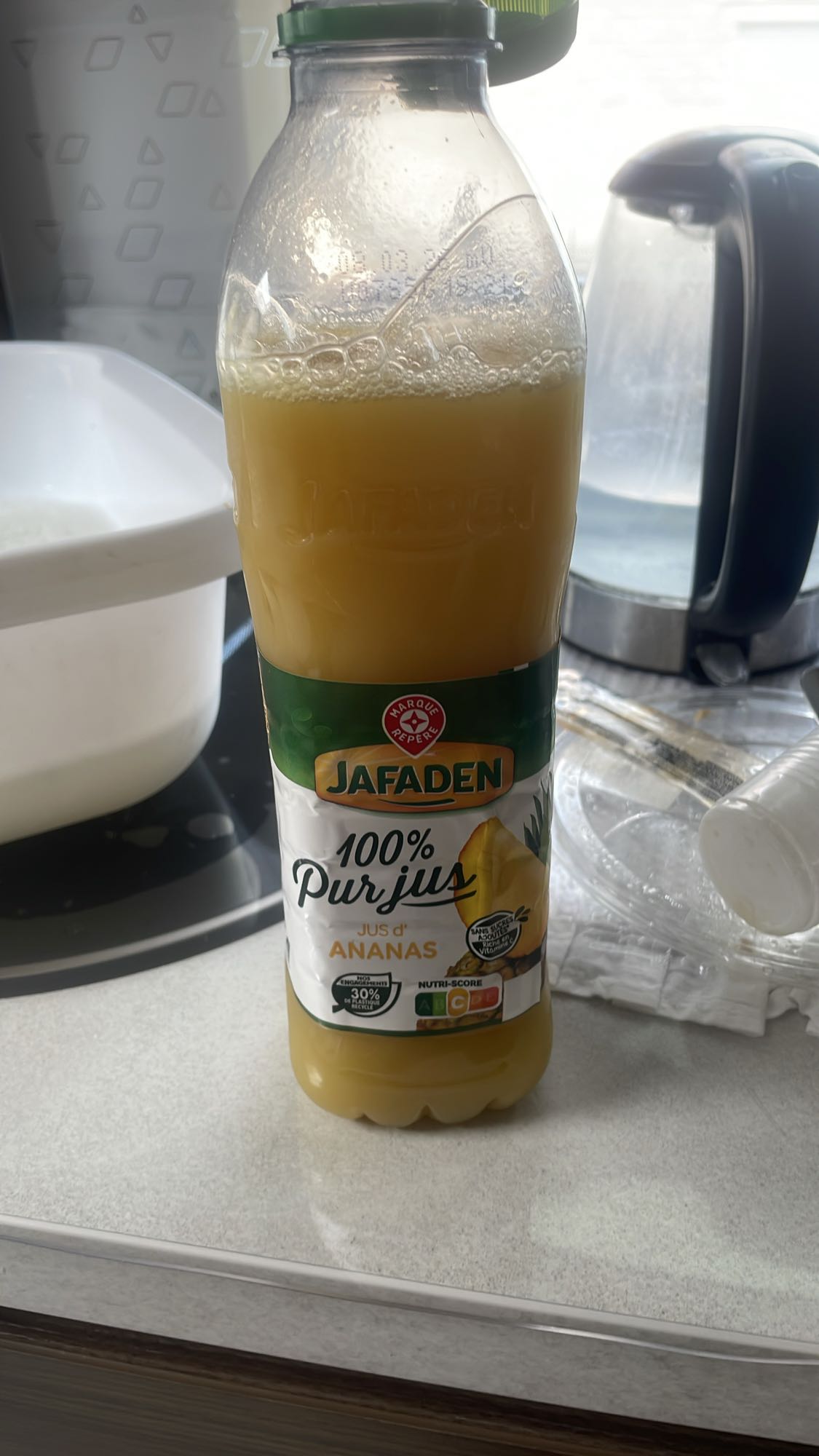 Jus d'ananas pur