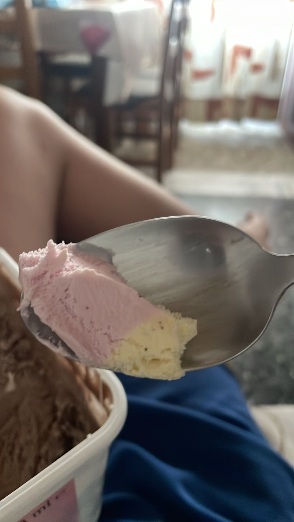 παγωτό βανίλια φράουλα