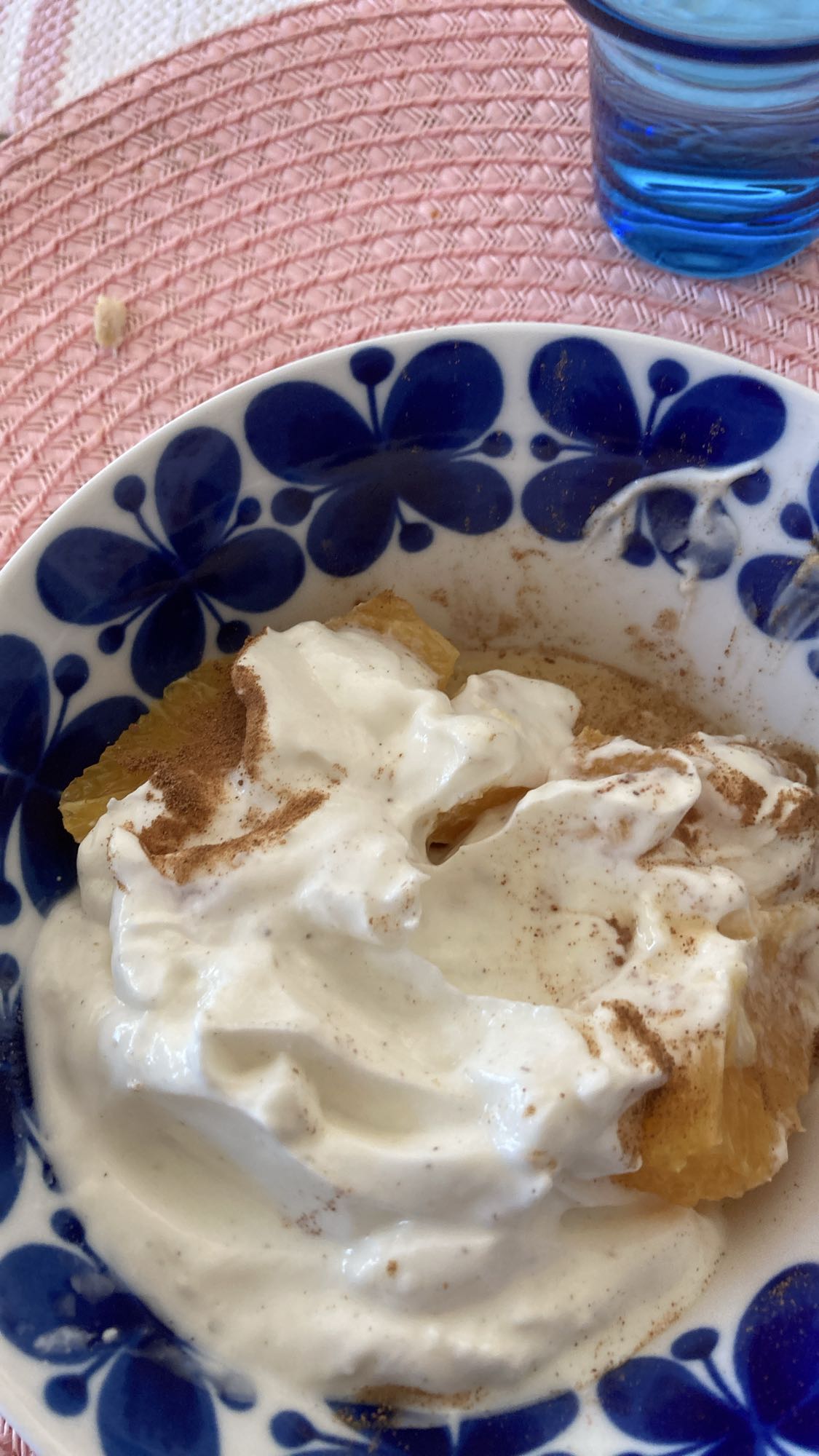 Apelsin med vaniljkvarg